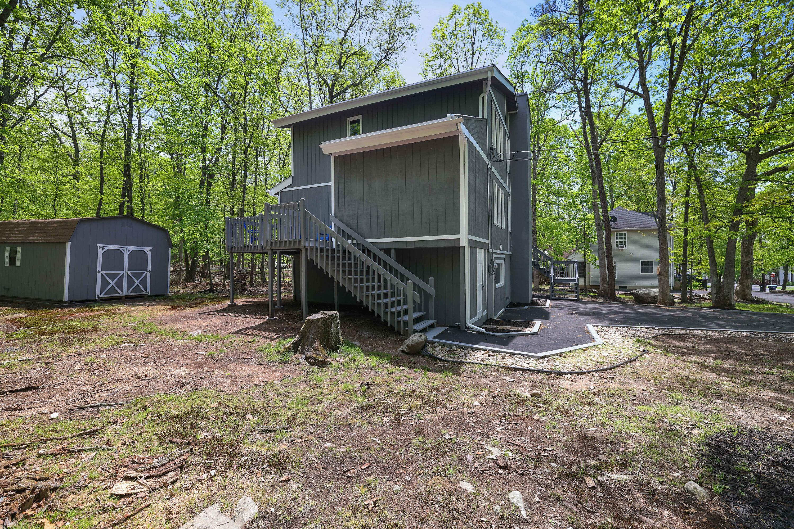 8210 Pine Grove Drive, East Stroudsburg, Pennsylvania image 42