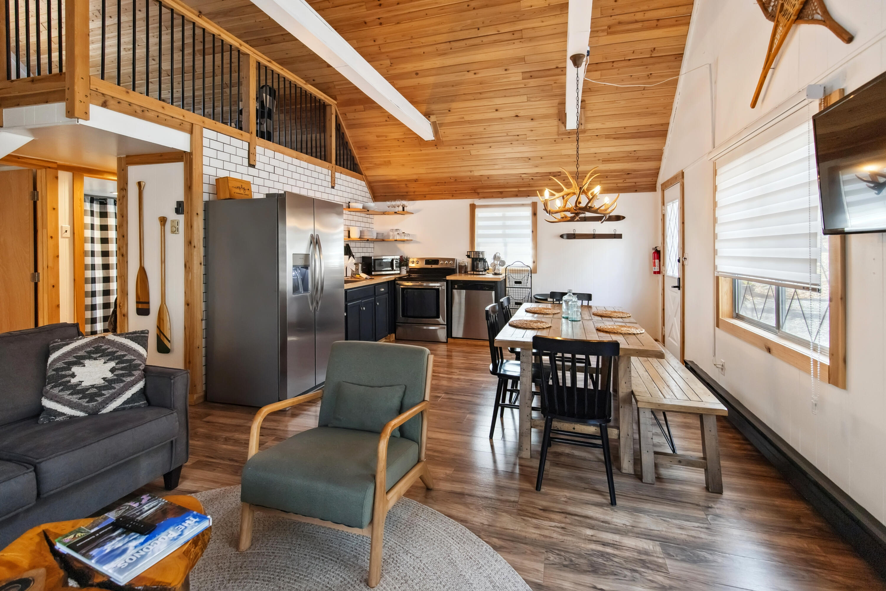 1475 Lake Lane, Pocono Lake, Pennsylvania image 10