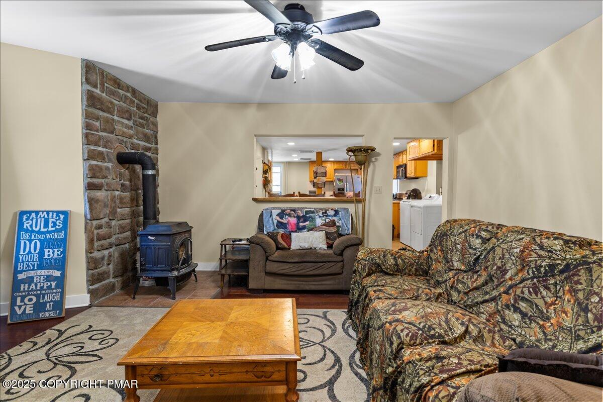 Lehighton, Pennsylvania 18235, United States, 4 Bedrooms Bedrooms, ,2 BathroomsBathrooms,Residential,Active,224075