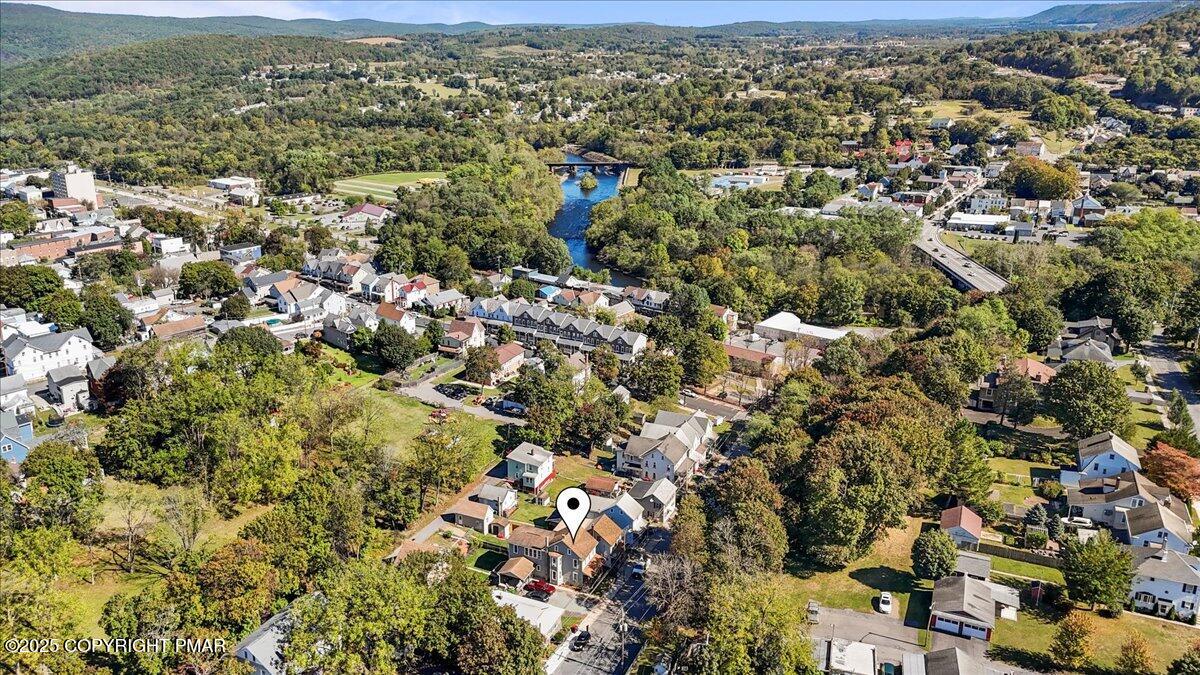 Lehighton, Pennsylvania 18235, United States, 4 Bedrooms Bedrooms, ,2 BathroomsBathrooms,Residential,Active,224075