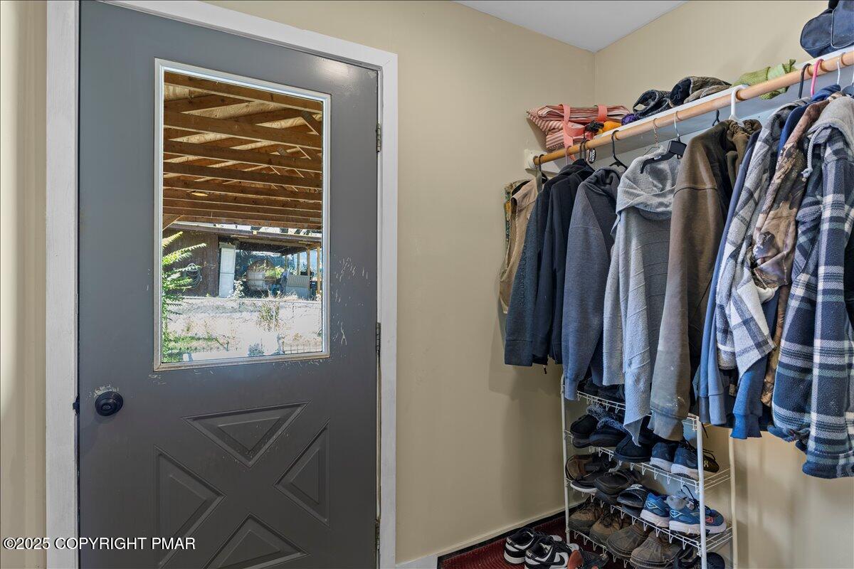 Lehighton, Pennsylvania 18235, United States, 4 Bedrooms Bedrooms, ,2 BathroomsBathrooms,Residential,Active,224075