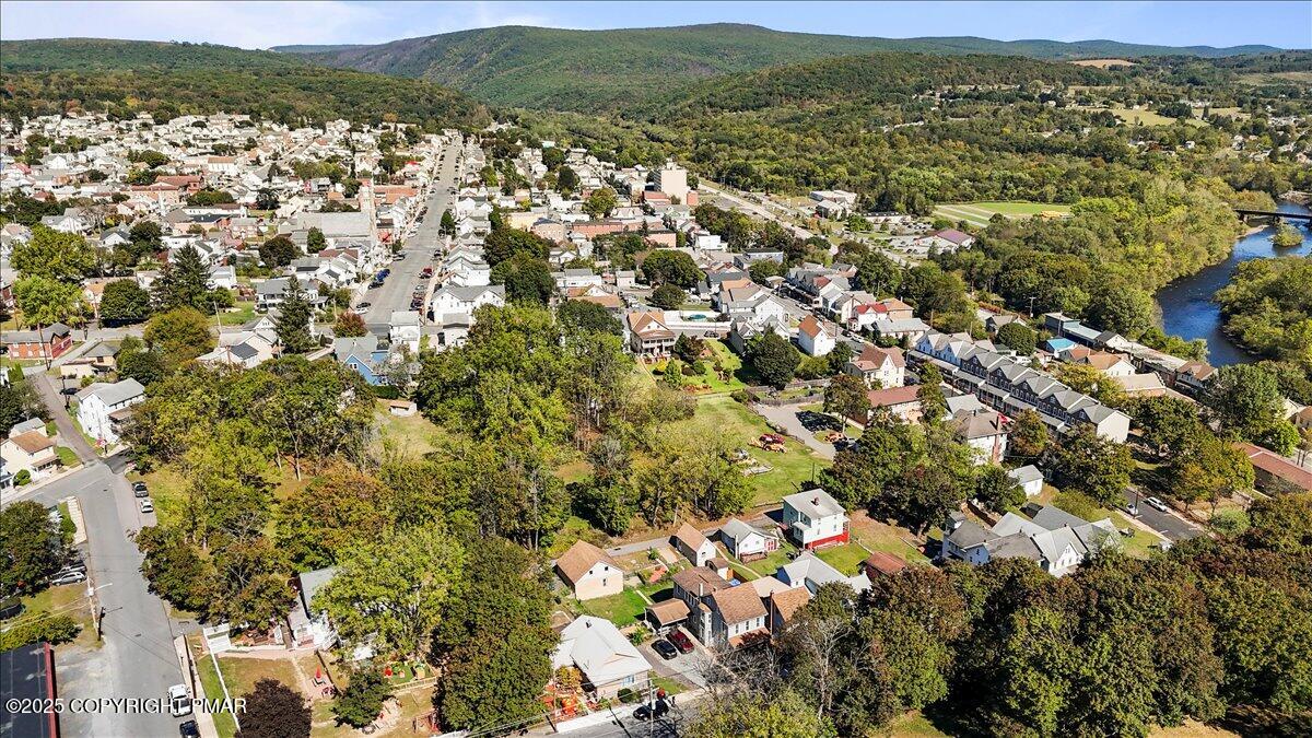 Lehighton, Pennsylvania 18235, United States, 4 Bedrooms Bedrooms, ,2 BathroomsBathrooms,Residential,Active,224075