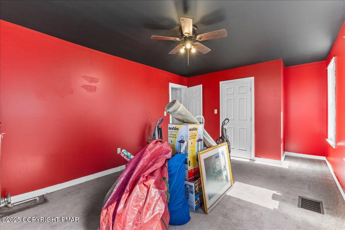 Lehighton, Pennsylvania 18235, United States, 4 Bedrooms Bedrooms, ,2 BathroomsBathrooms,Residential,Active,224075