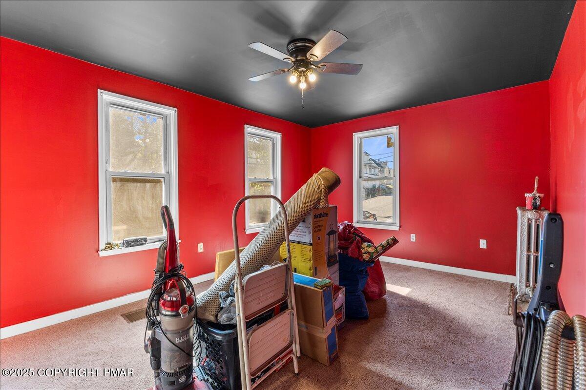 Lehighton, Pennsylvania 18235, United States, 4 Bedrooms Bedrooms, ,2 BathroomsBathrooms,Residential,Active,224075