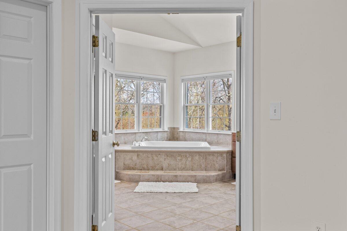 250 Great Bear Way, East Stroudsburg, Pennsylvania image 26