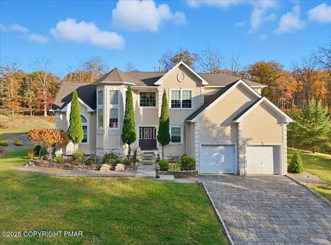 Homes For Sale - 5123 Hemlock Lane<br/> Tamiment, PA 18371