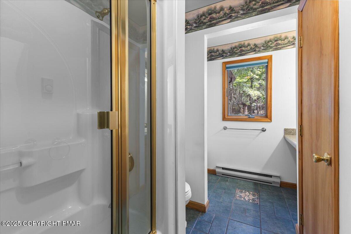 Blakeslee, Pennsylvania 18610, United States, 3 Bedrooms Bedrooms, ,2 BathroomsBathrooms,Residential,Active,202045