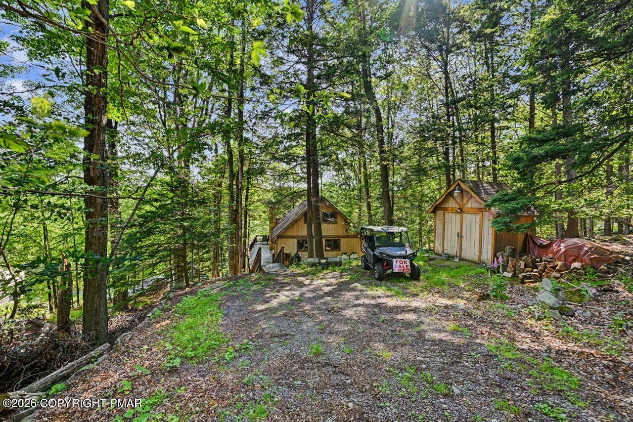 25 Bruin Road