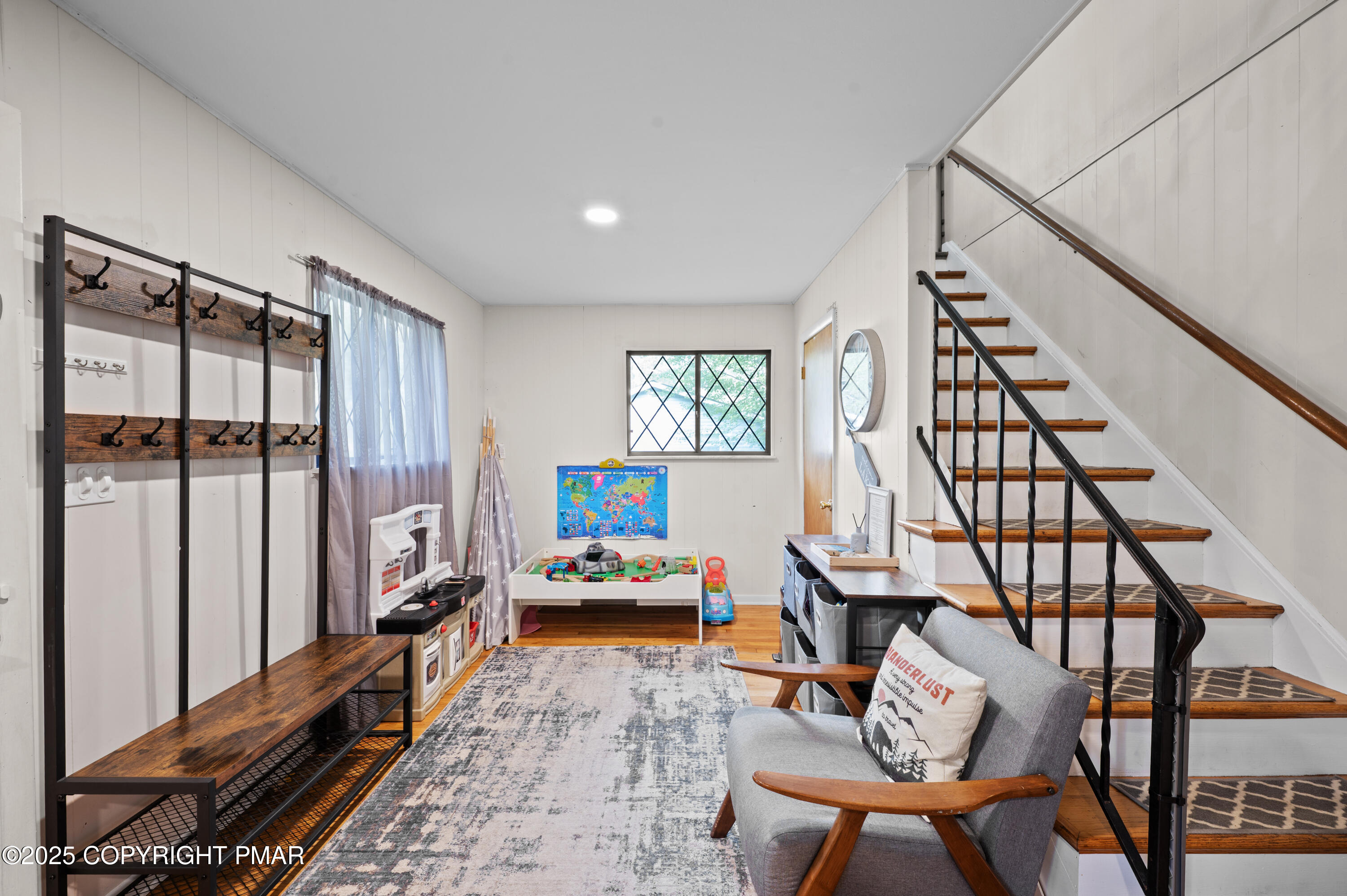 Pocono Lake, Pennsylvania 18347, United States, 3 Bedrooms Bedrooms, ,2 BathroomsBathrooms,Residential,Active,205598