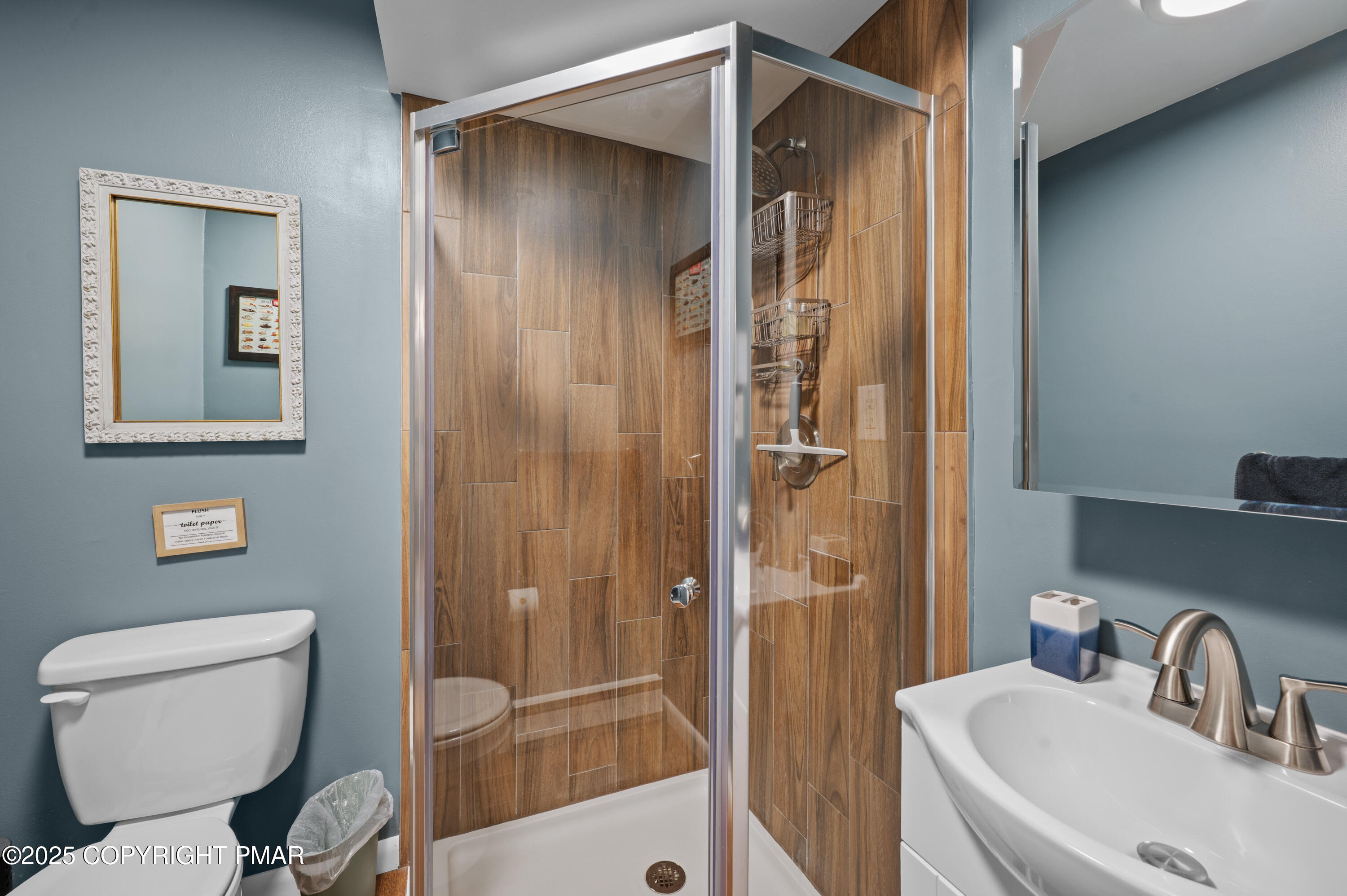 Pocono Lake, Pennsylvania 18347, United States, 3 Bedrooms Bedrooms, ,2 BathroomsBathrooms,Residential,Active,205598