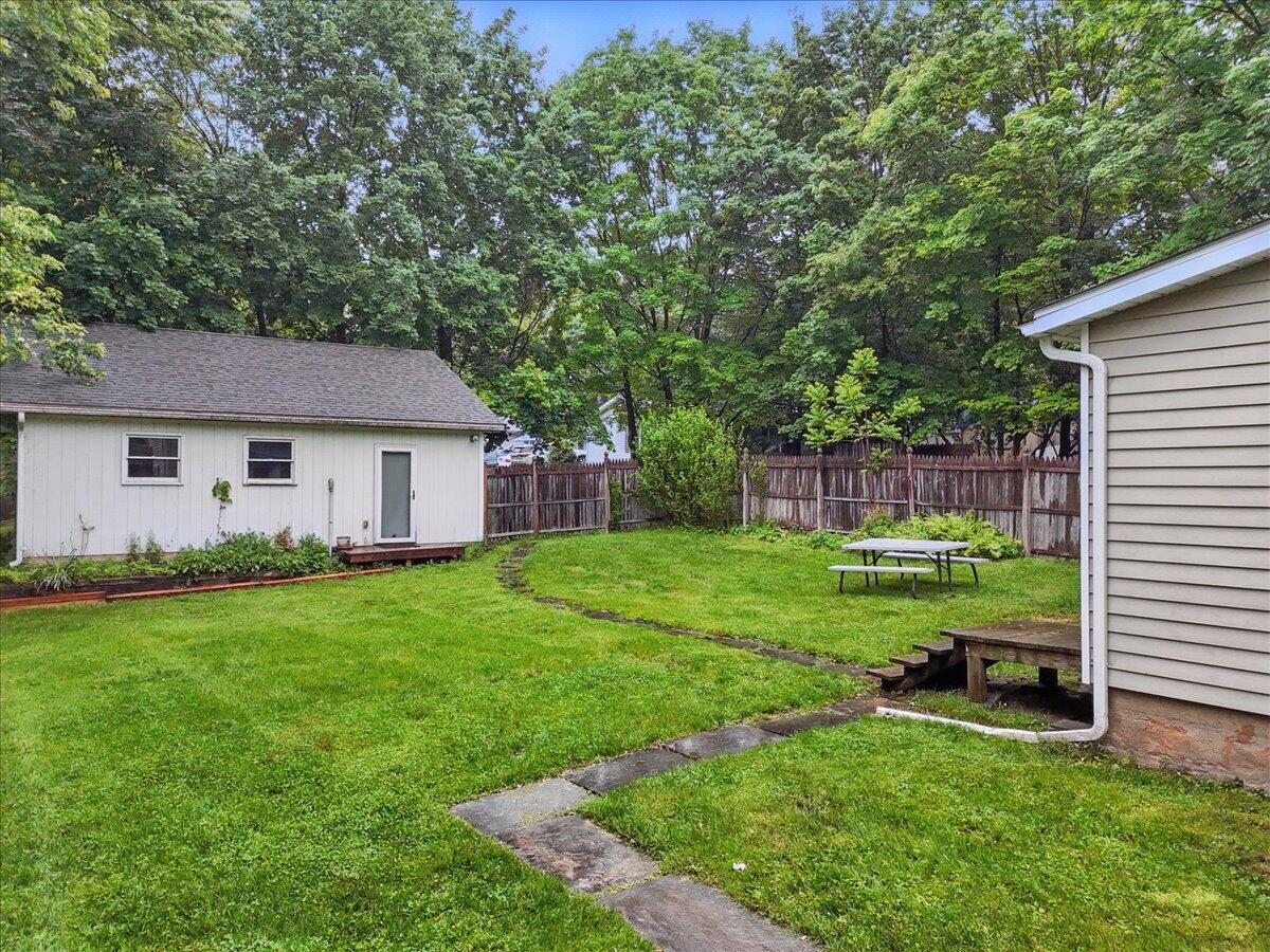 112 E Brown Street, East Stroudsburg, Pennsylvania image 45