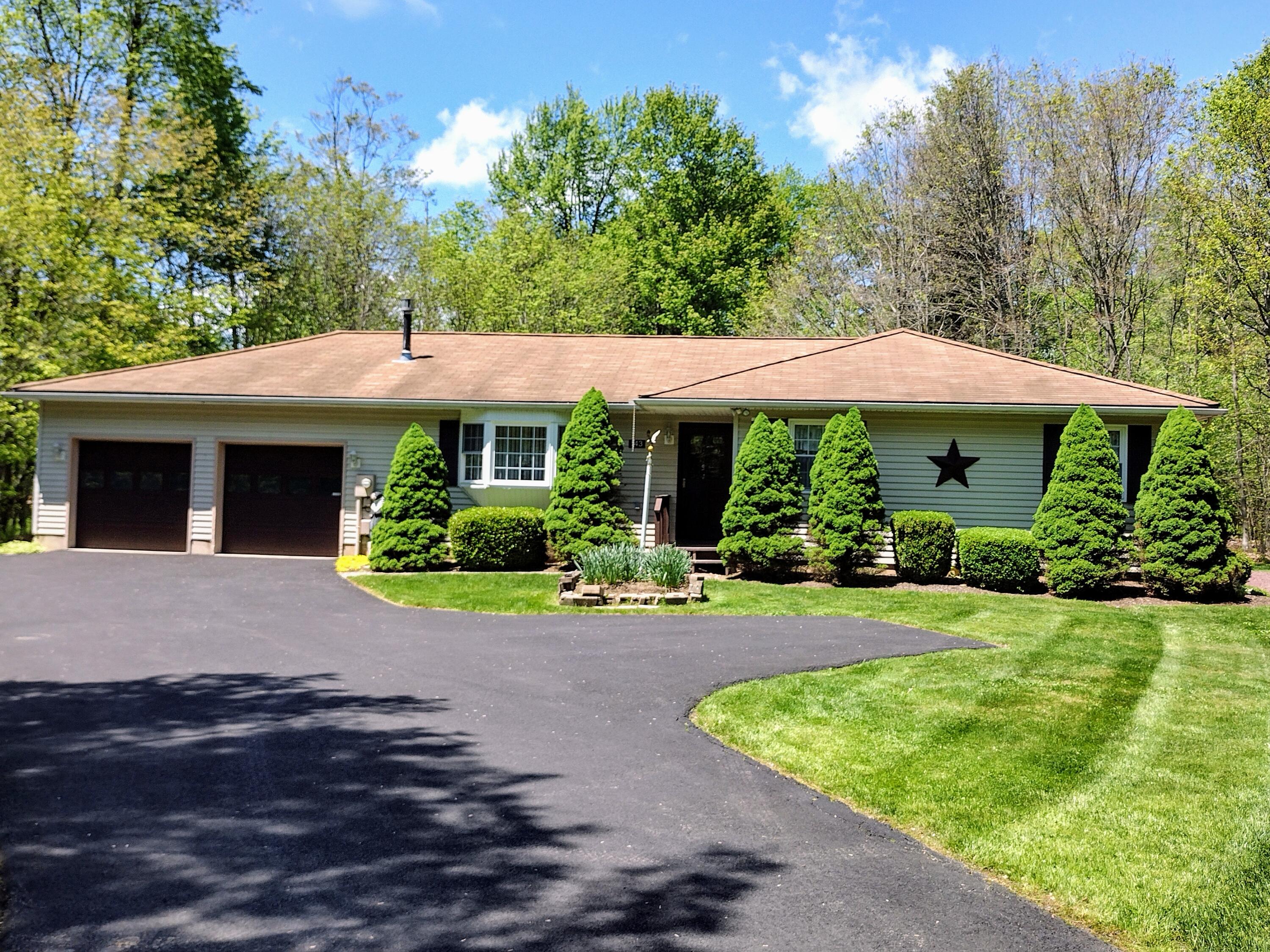 143 Anna Road, Blakeslee, Pennsylvania image 1