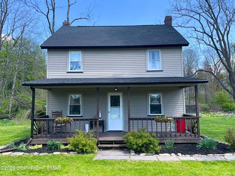 Homes For Sale - 5780 Paradise Valley Road<br/> Monroe County, Cresco, PA 18326