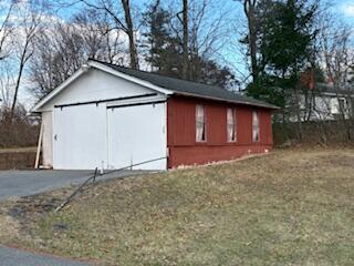 4442 Crescent Street, Stroudsburg, Pennsylvania image 2