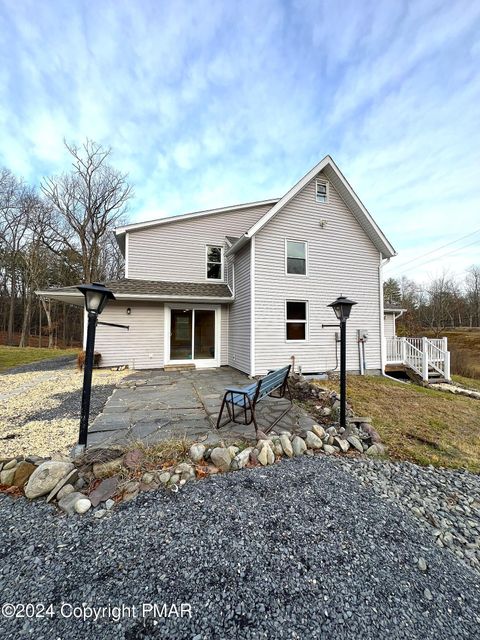 Homes For Rent - 1393 Beacon Hill Road<br/> Monroe County, East Stroudsburg, PA 18301