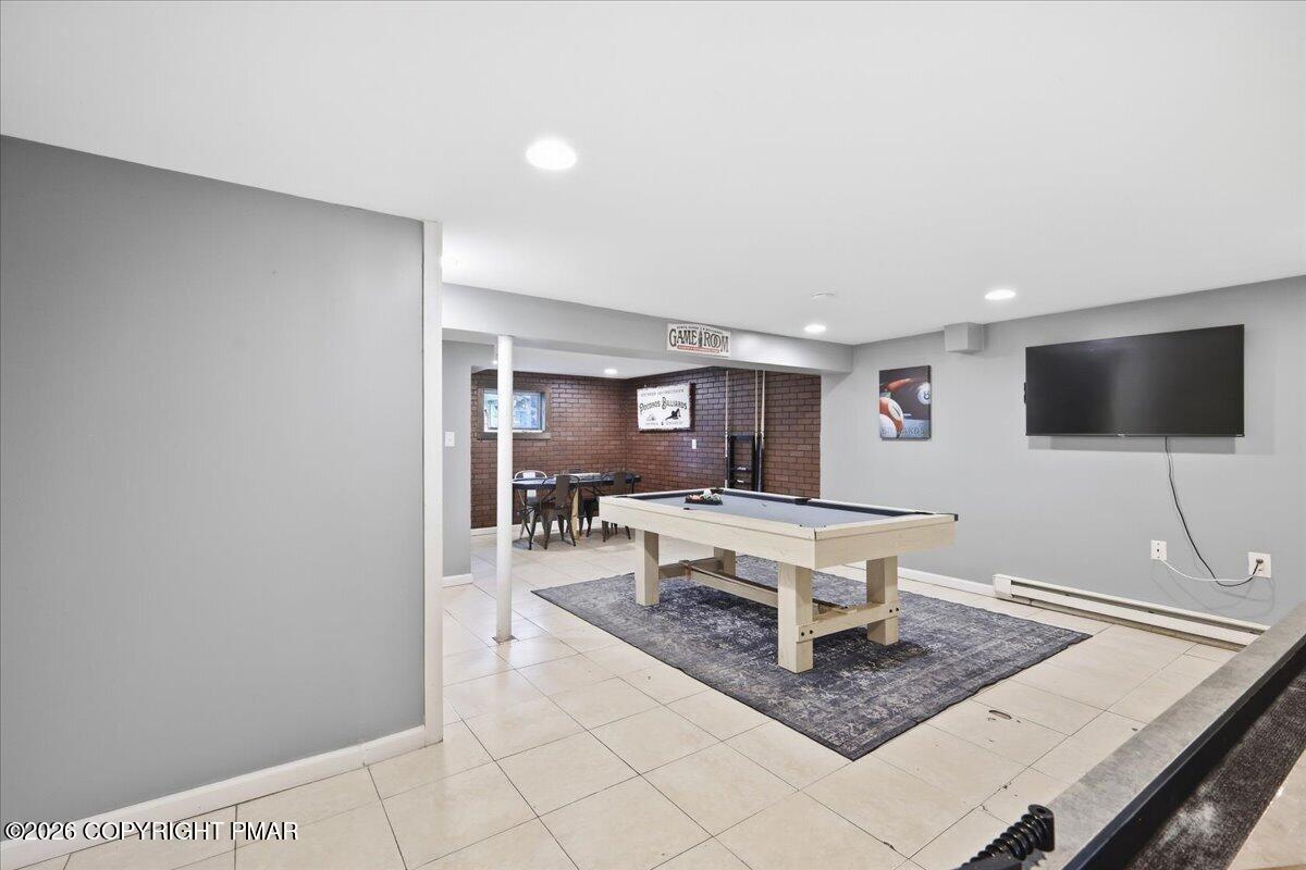 1042 Country Place Drive
