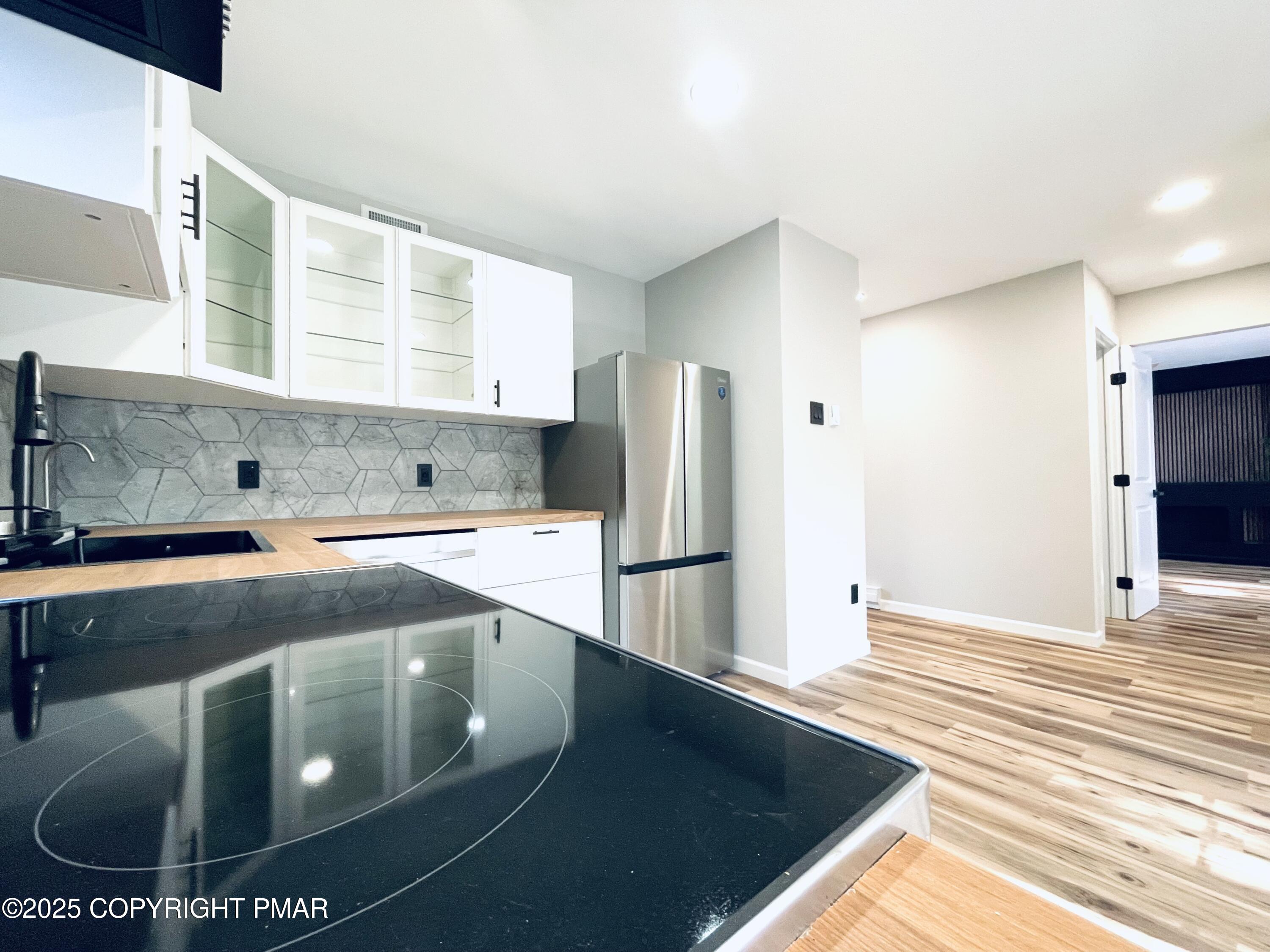 1120 Country Place Drive