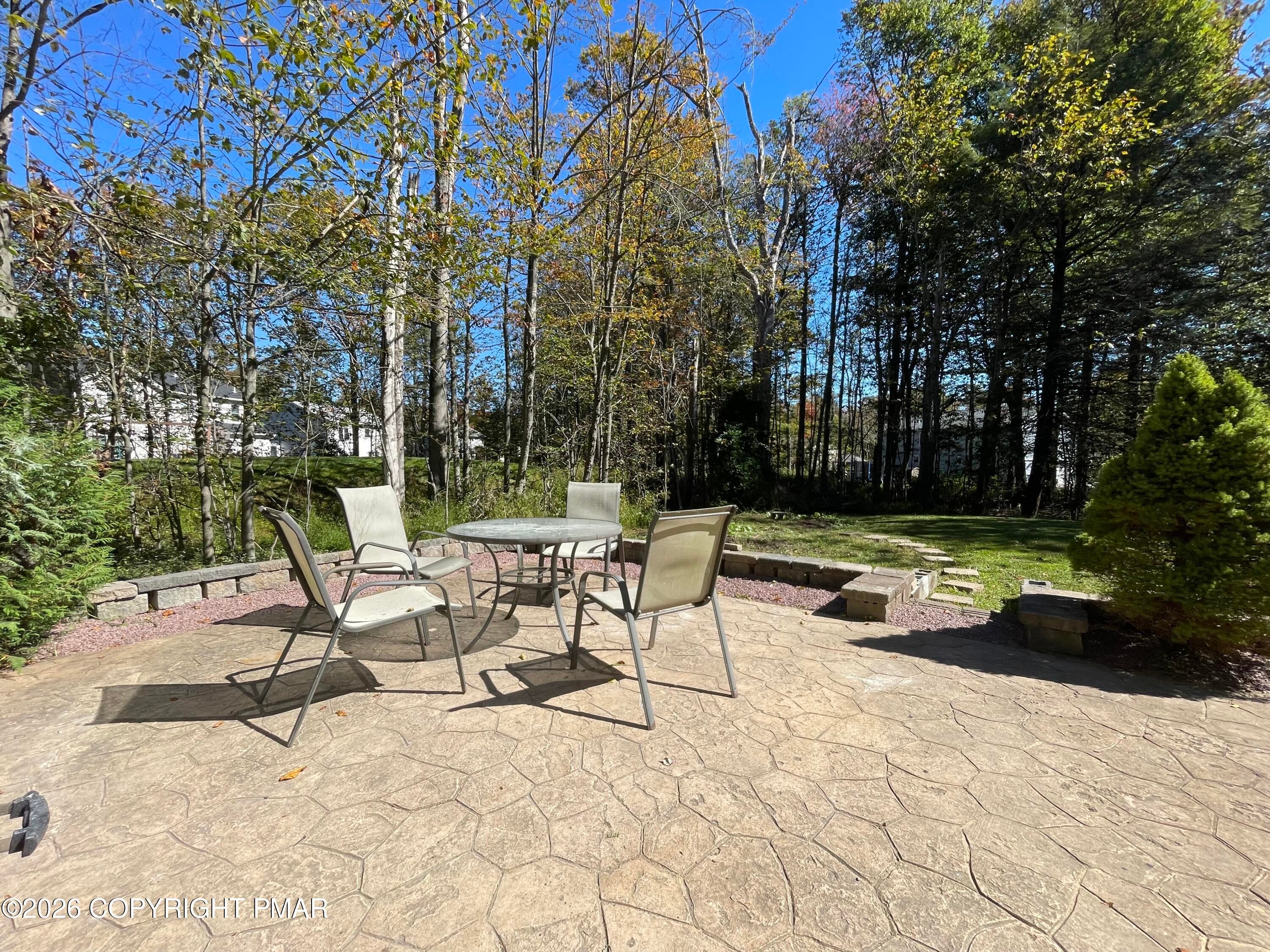 6361 Cherokee Trail