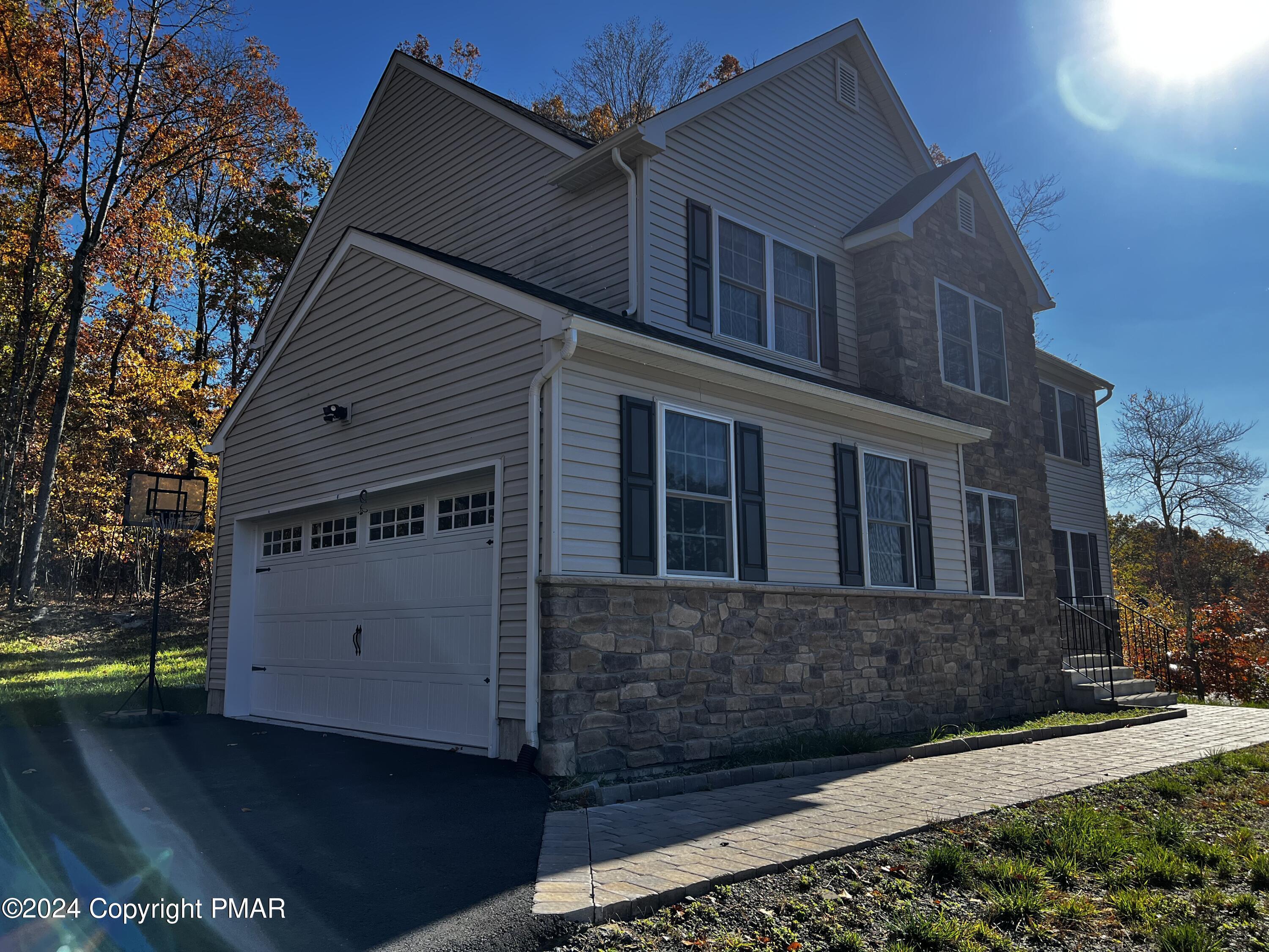216 Swan Court, East Stroudsburg, Pennsylvania image 3