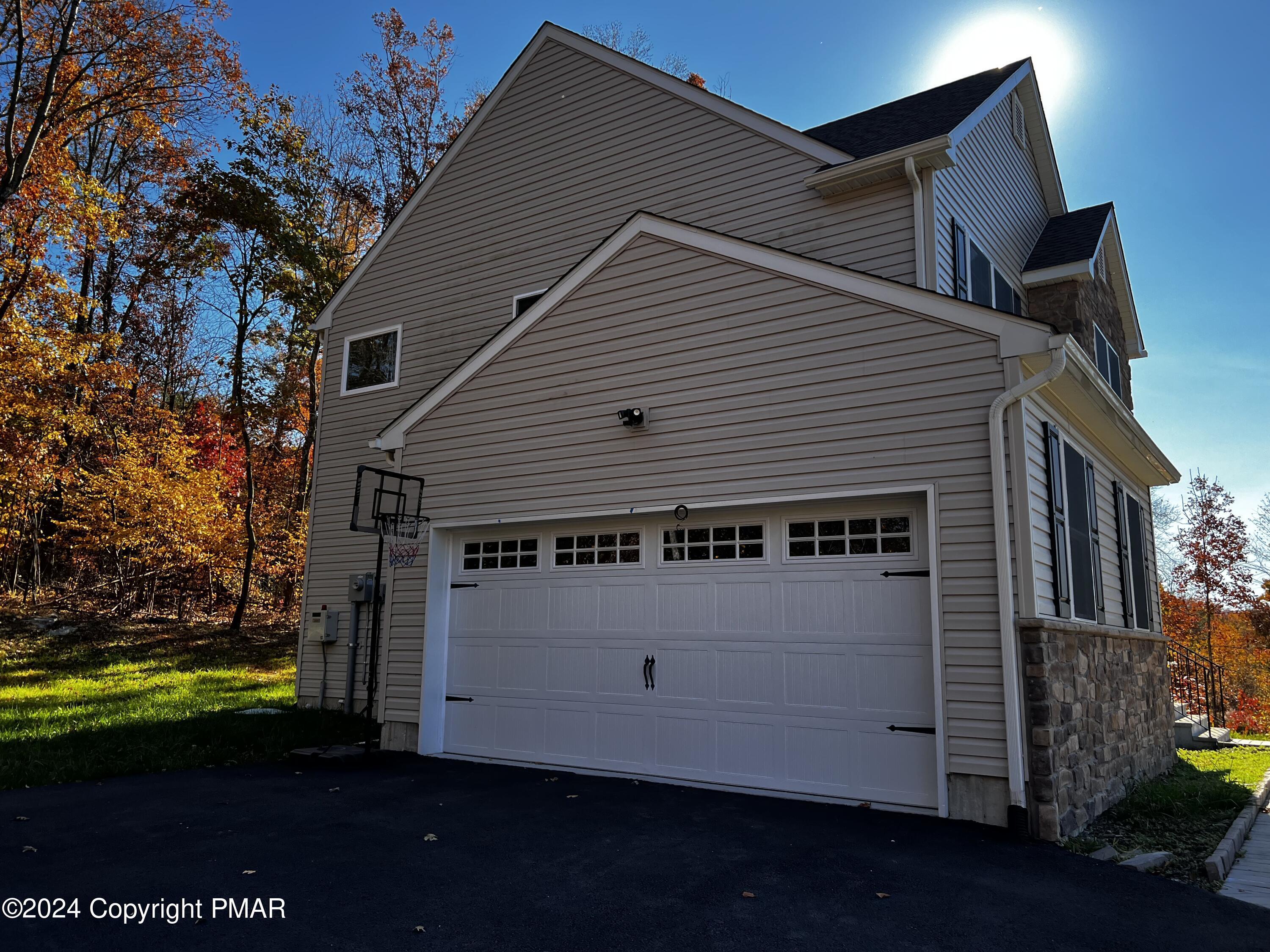 216 Swan Court, East Stroudsburg, Pennsylvania image 7