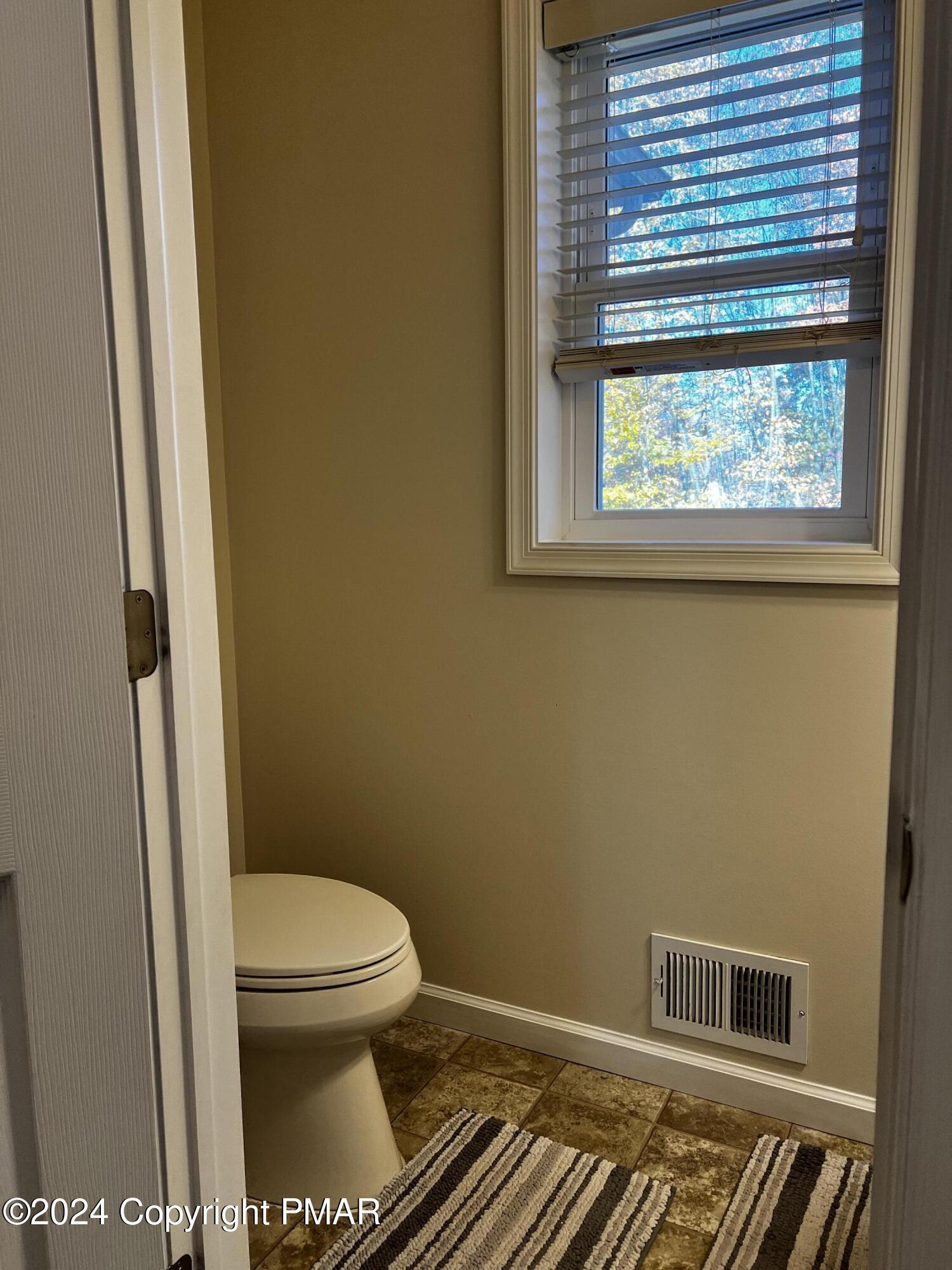 216 Swan Court, East Stroudsburg, Pennsylvania image 24