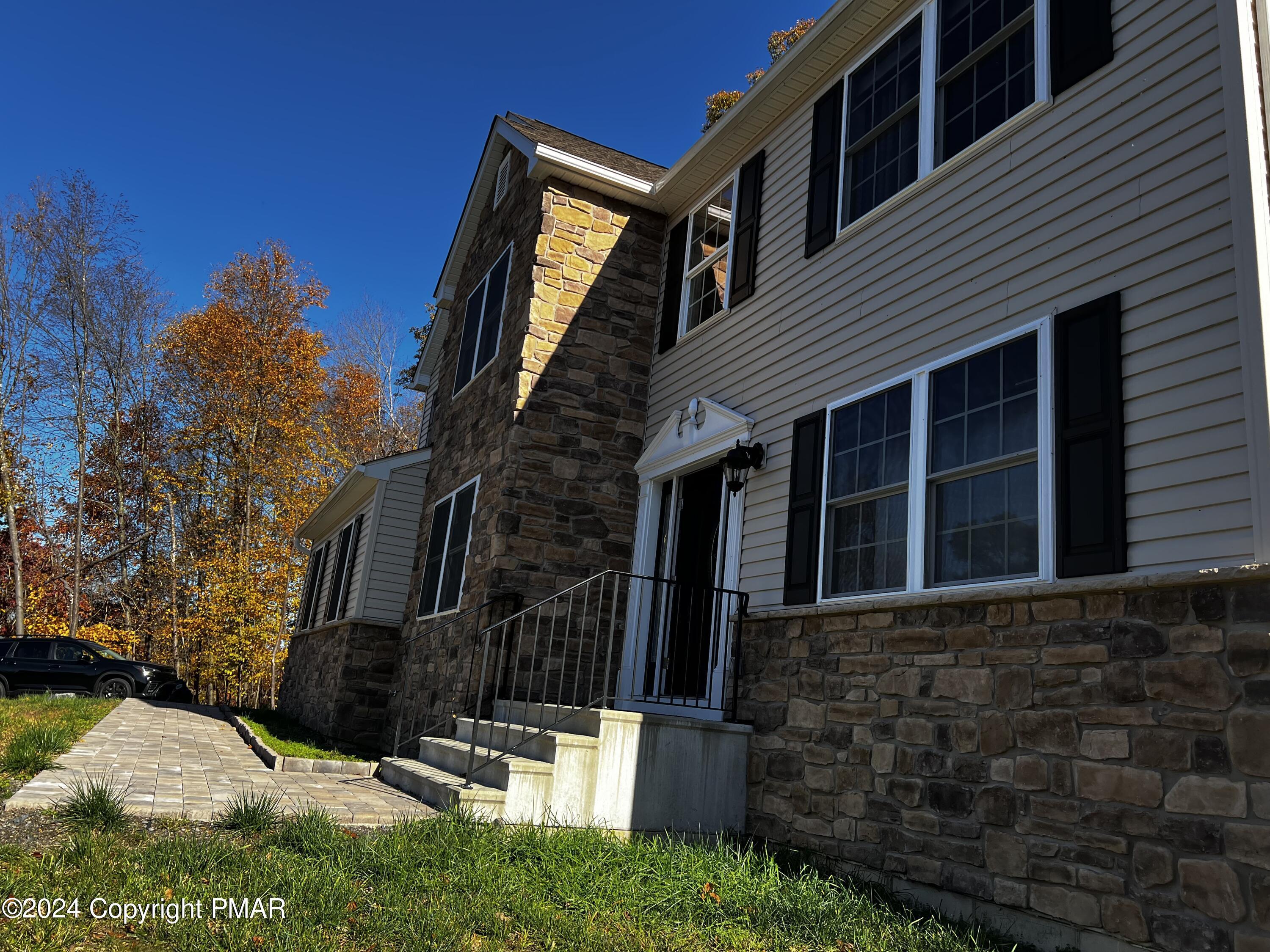 216 Swan Court, East Stroudsburg, Pennsylvania image 9
