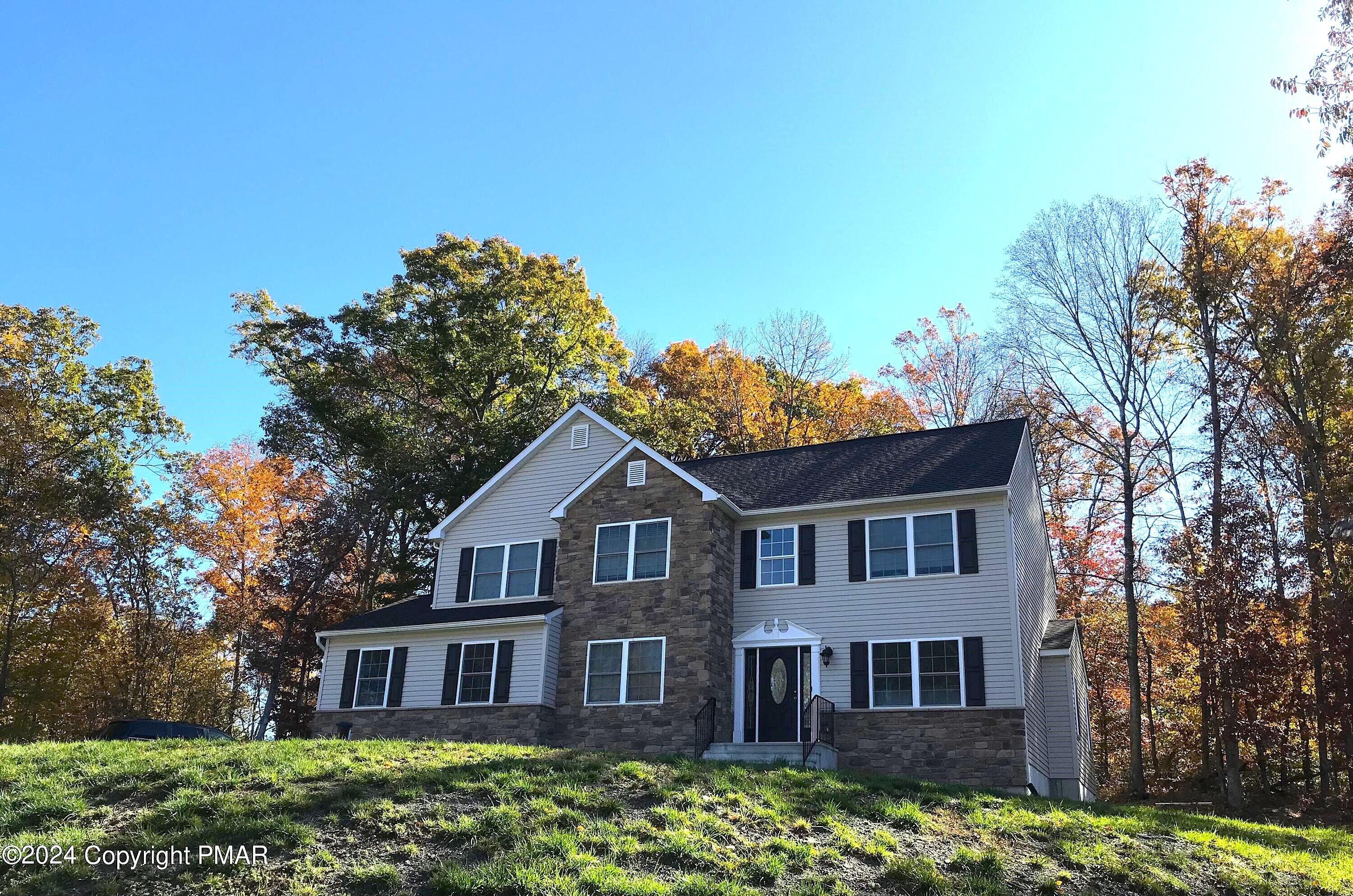 216 Swan Court, East Stroudsburg, Pennsylvania image 1
