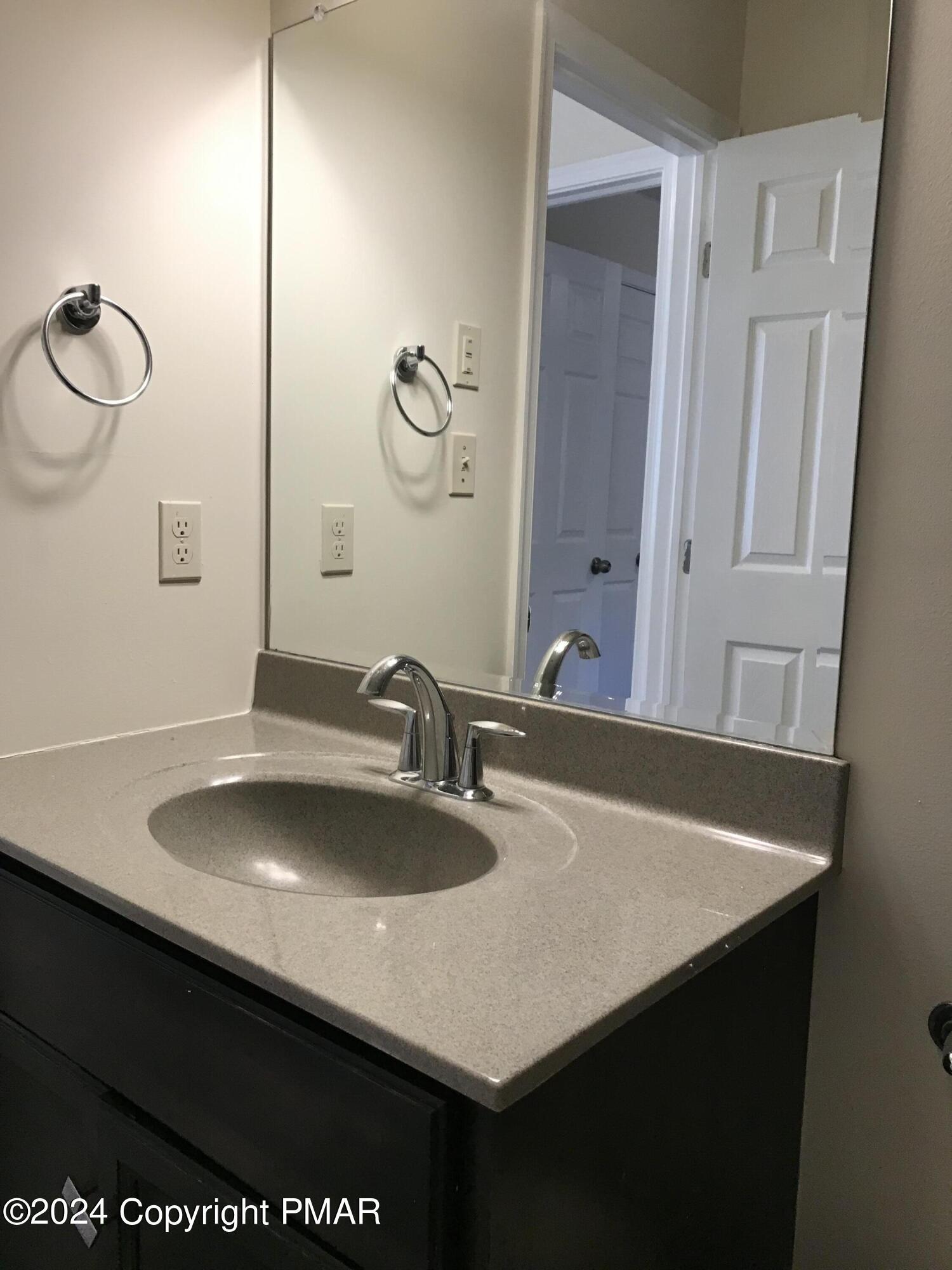 216 Swan Court, East Stroudsburg, Pennsylvania image 42