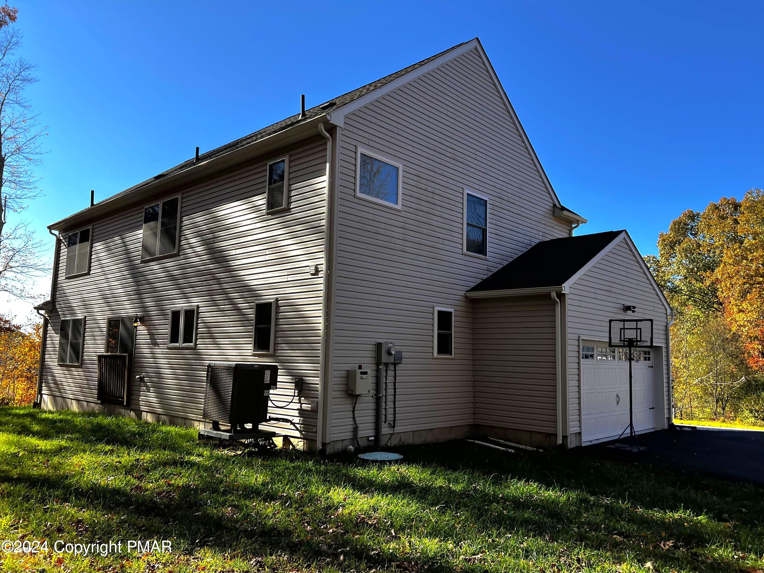 216 Swan Court, East Stroudsburg, Pennsylvania image 5