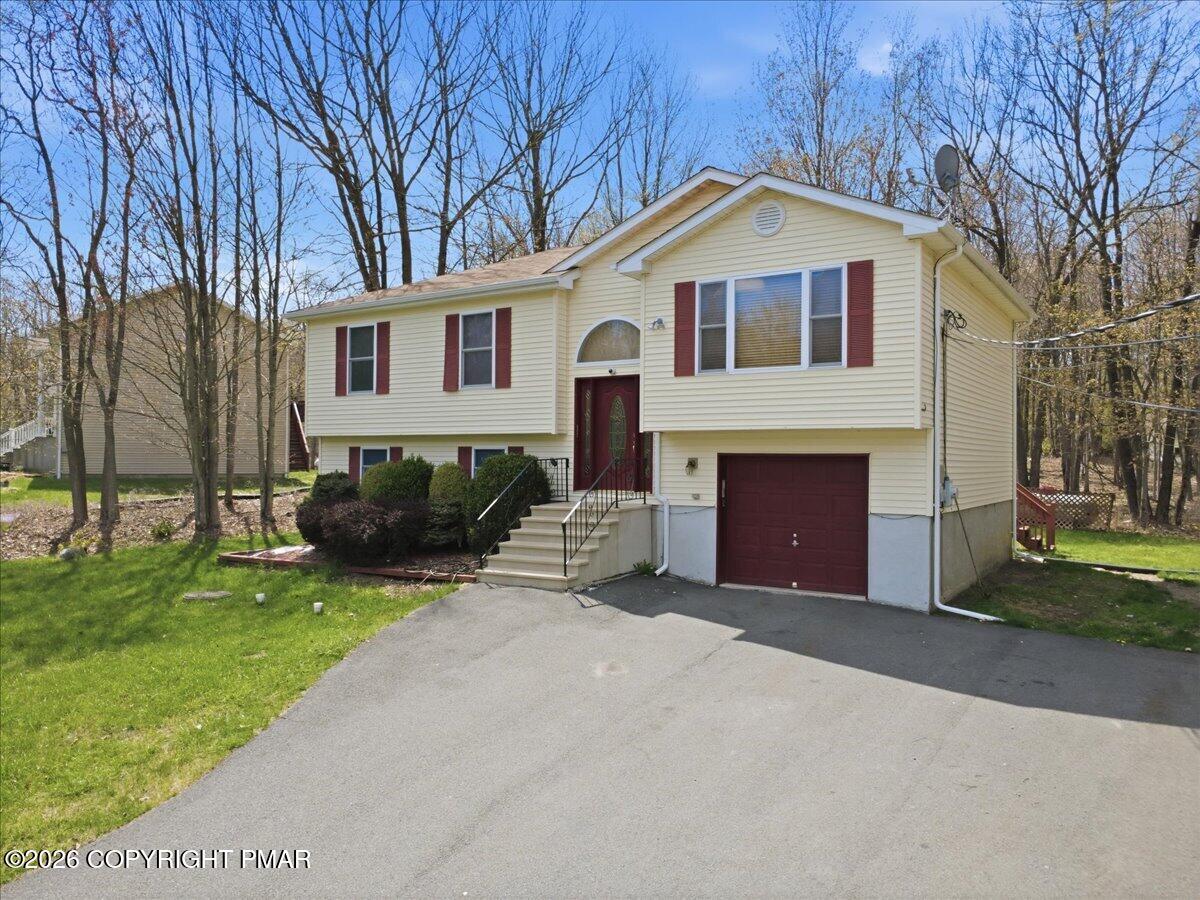 825 Clearview Drive