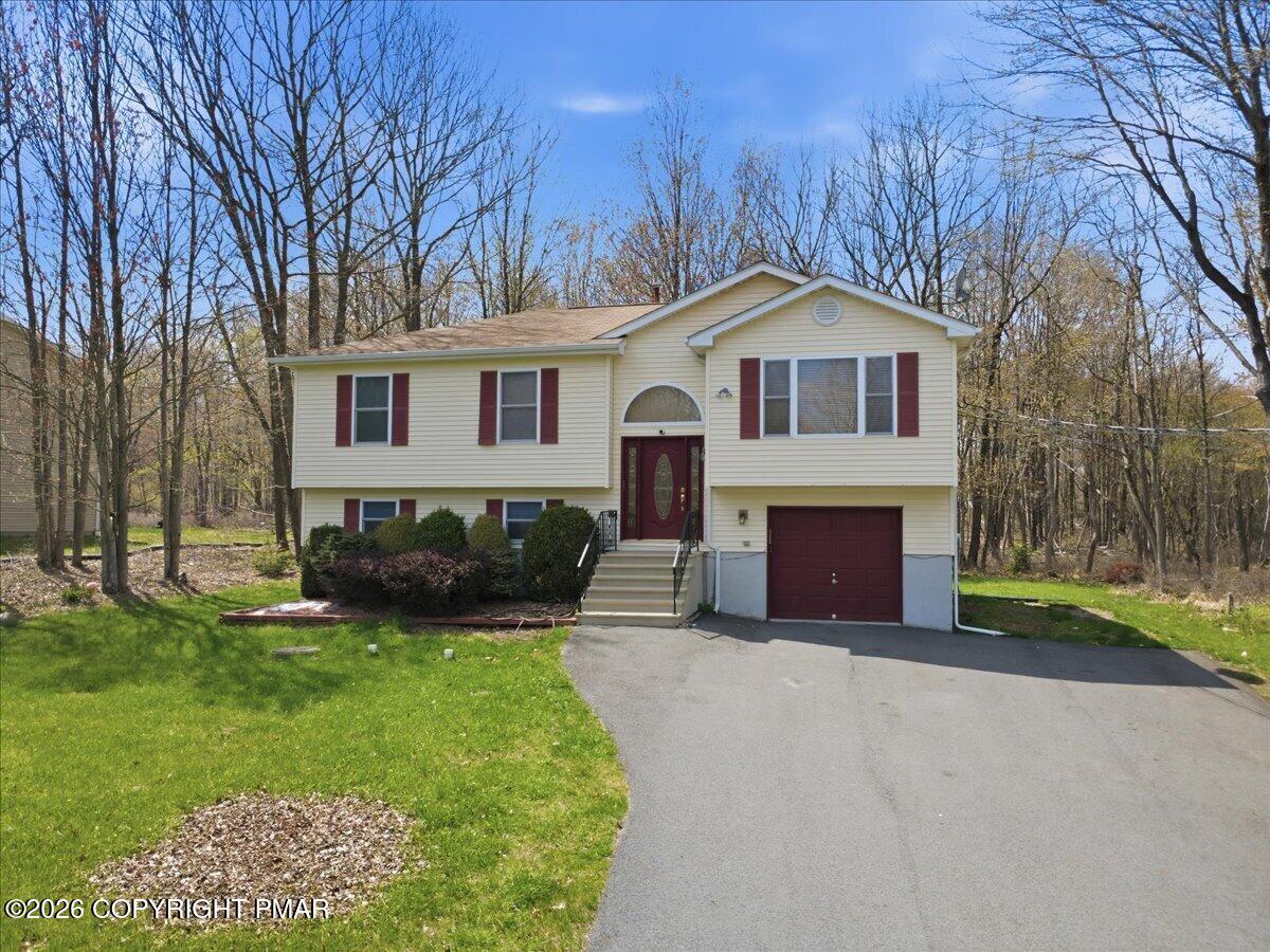 825 Clearview Drive