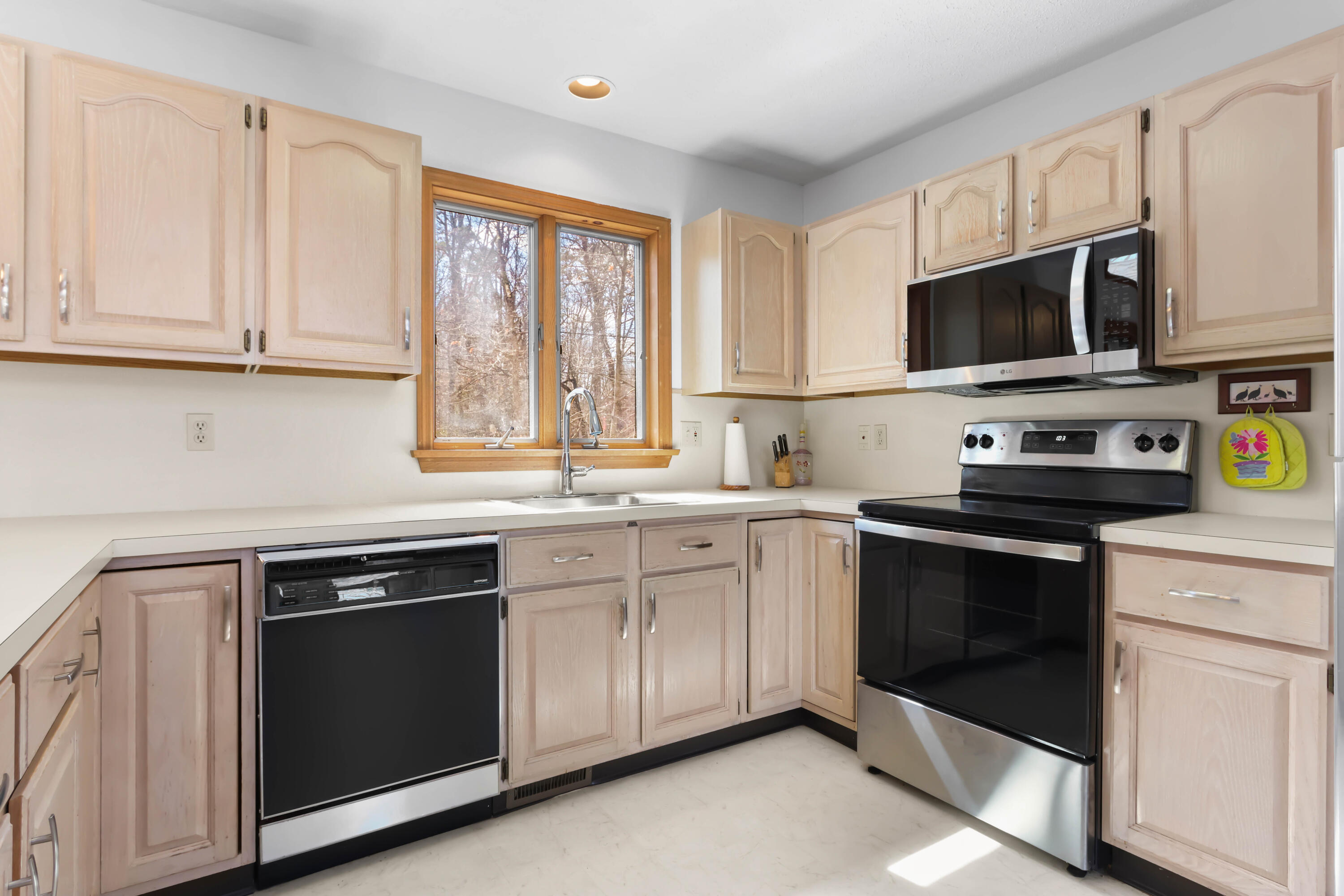 367 Saunders Drive, Bushkill, Pennsylvania image 22
