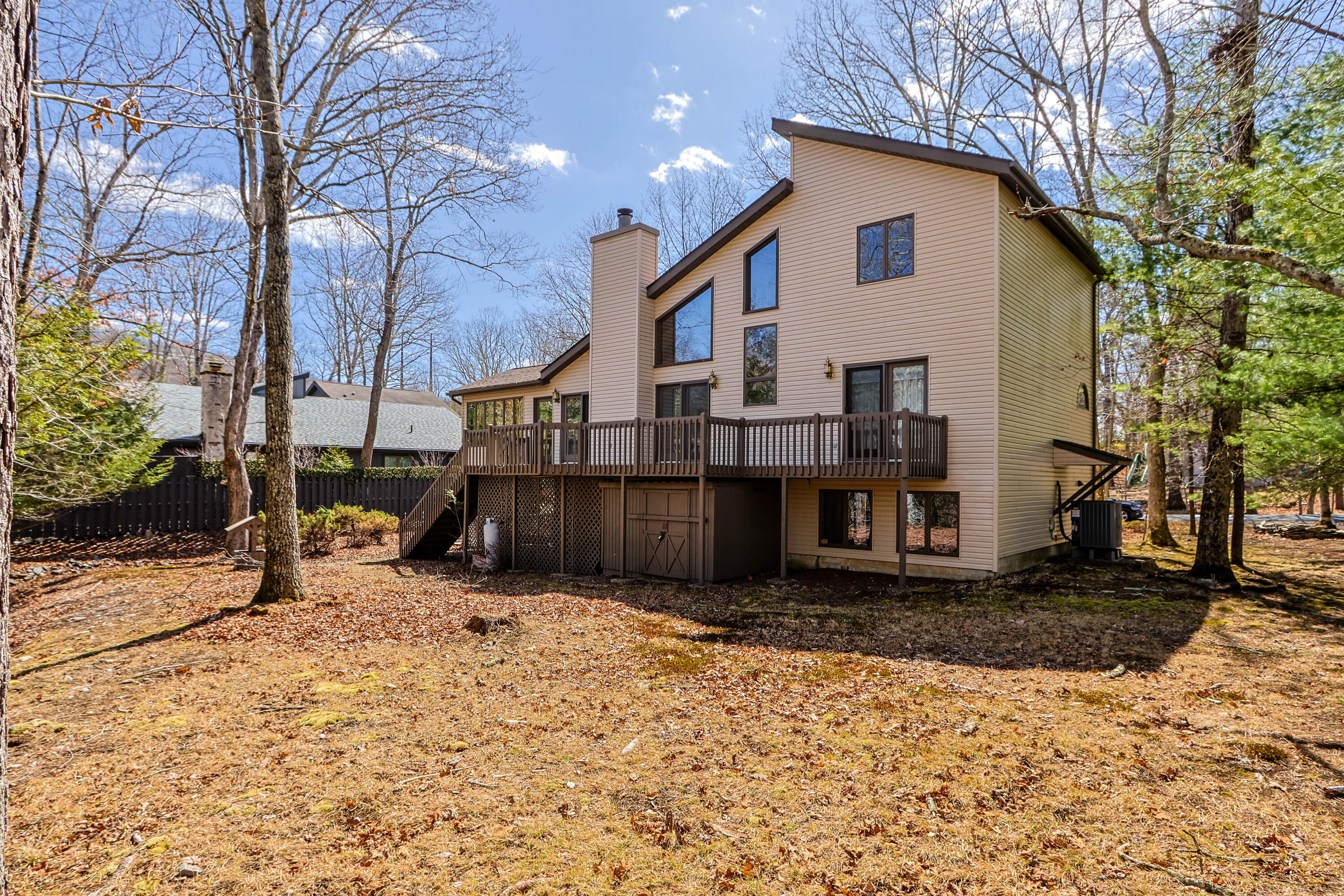 367 Saunders Drive, Bushkill, Pennsylvania image 3