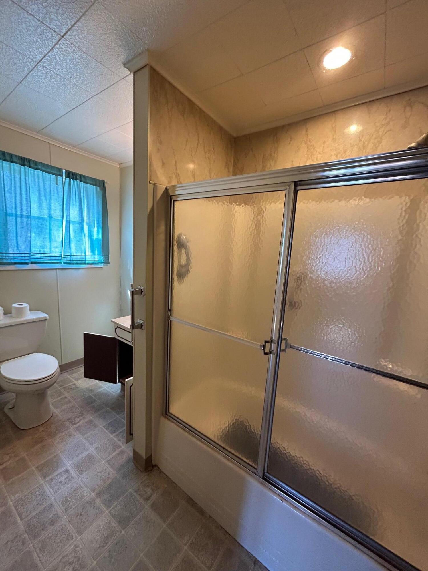 9002 Robinhood Drive, Kunkletown, Pennsylvania image 11