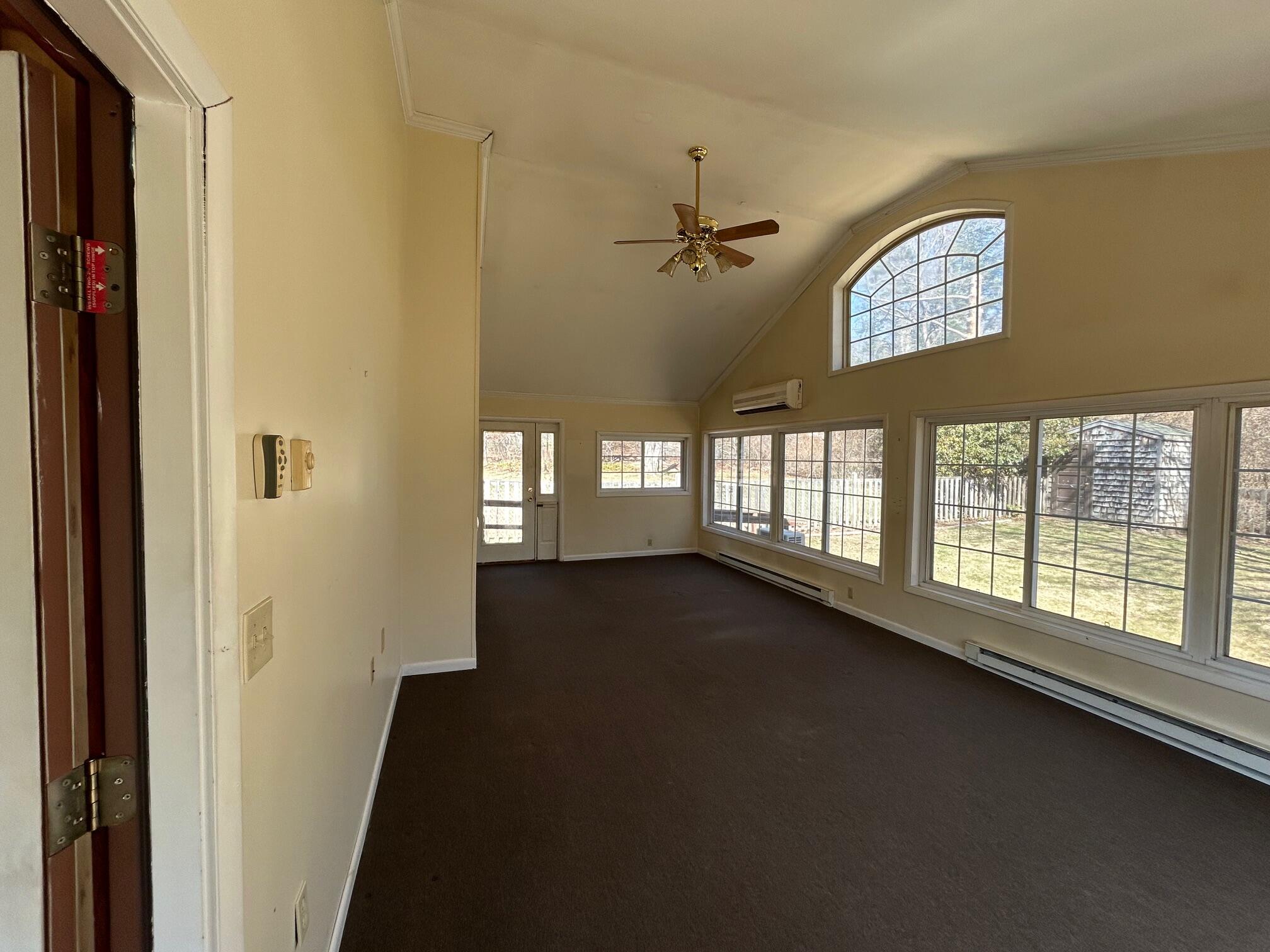 9002 Robinhood Drive, Kunkletown, Pennsylvania image 4