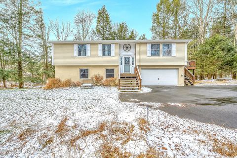 903 Sir Lionel Court Pocono Lake PA 18347