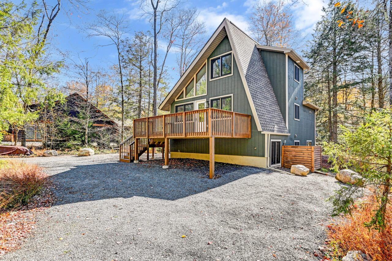 1153 Deer Trail Road, Pocono Pines, Pennsylvania image 9