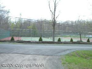 Delaware Trail A 25 Trail, Pocono Lake, Pennsylvania image 7