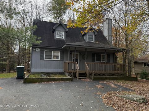 715 Country Place Drive Tobyhanna PA 18466