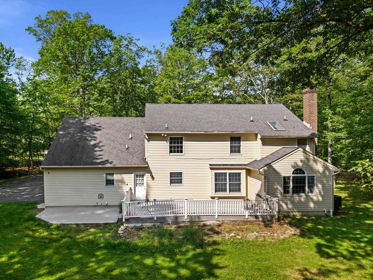102 Crest Circle, East Stroudsburg, Pennsylvania image 10