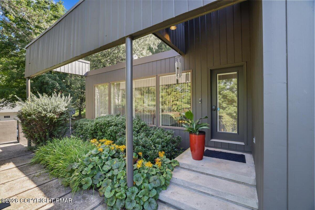 1312 N Abington Road
