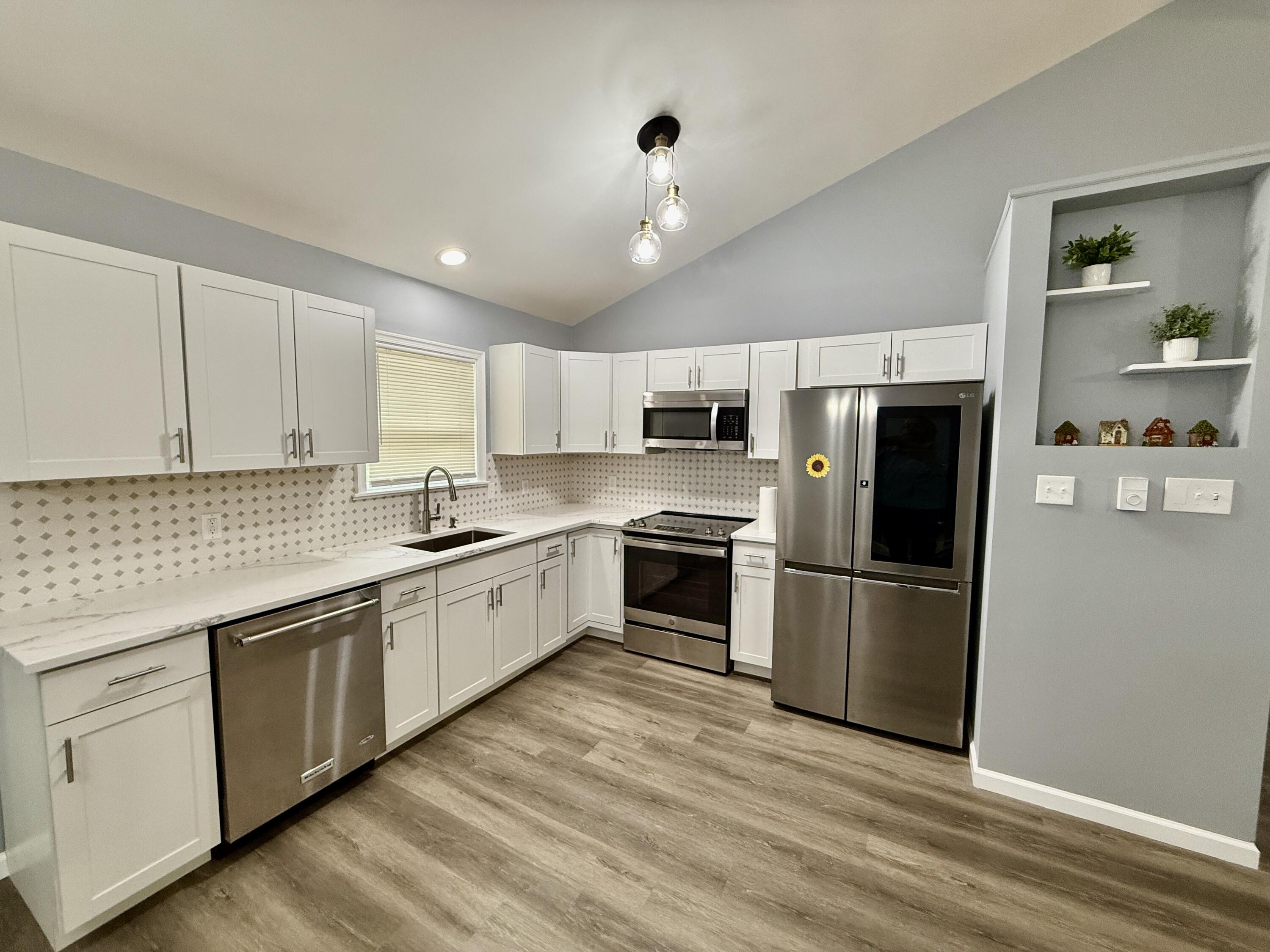 1223 Coolbaugh Road, East Stroudsburg, Pennsylvania image 2