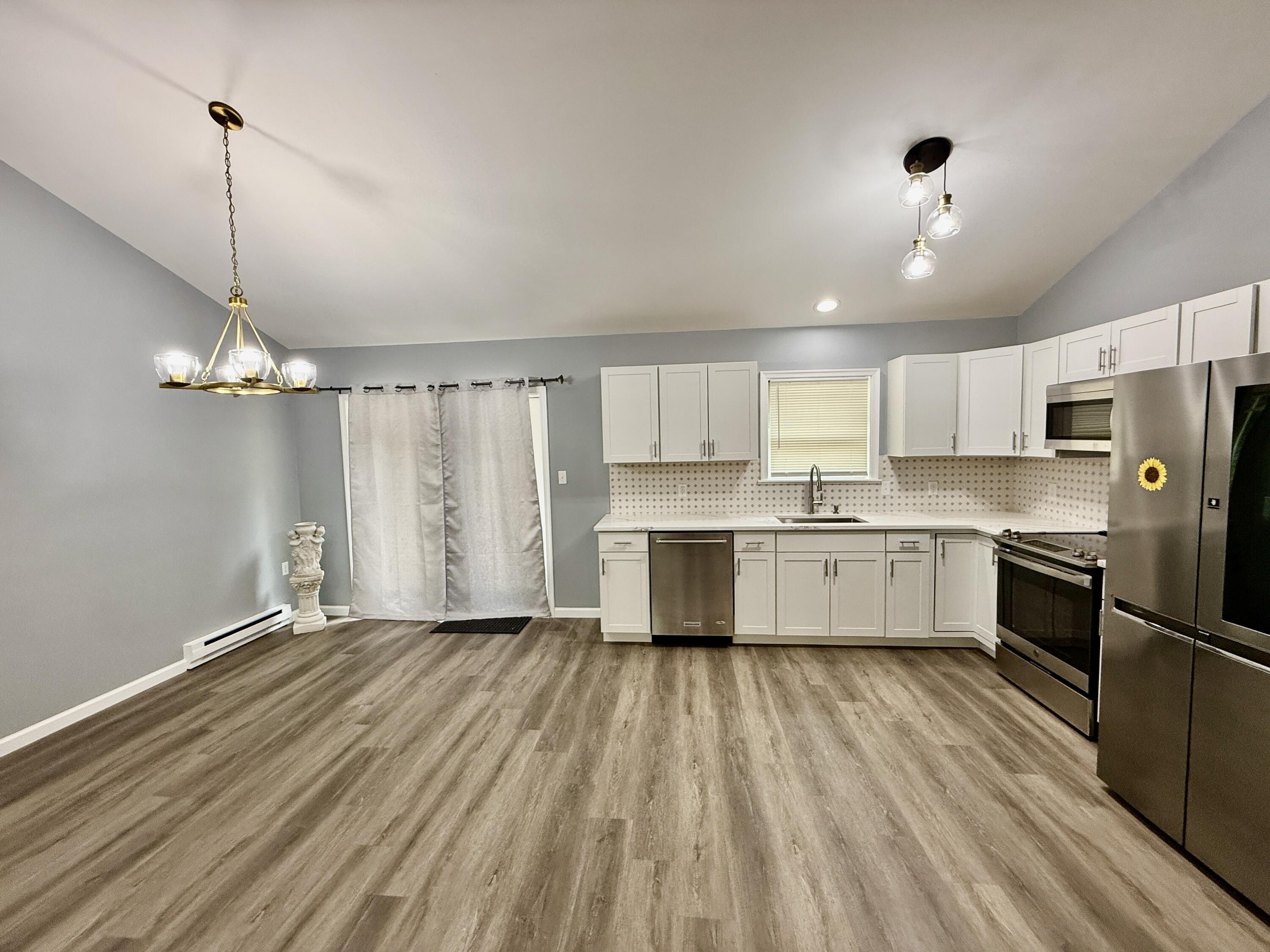 1223 Coolbaugh Road, East Stroudsburg, Pennsylvania image 3