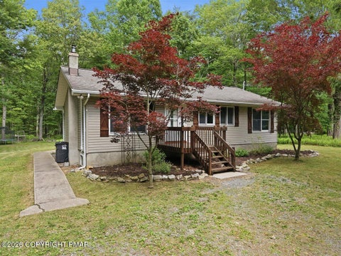 Homes For Sale - 706 Cranberry Road<br/> East Stroudsburg, PA 18301