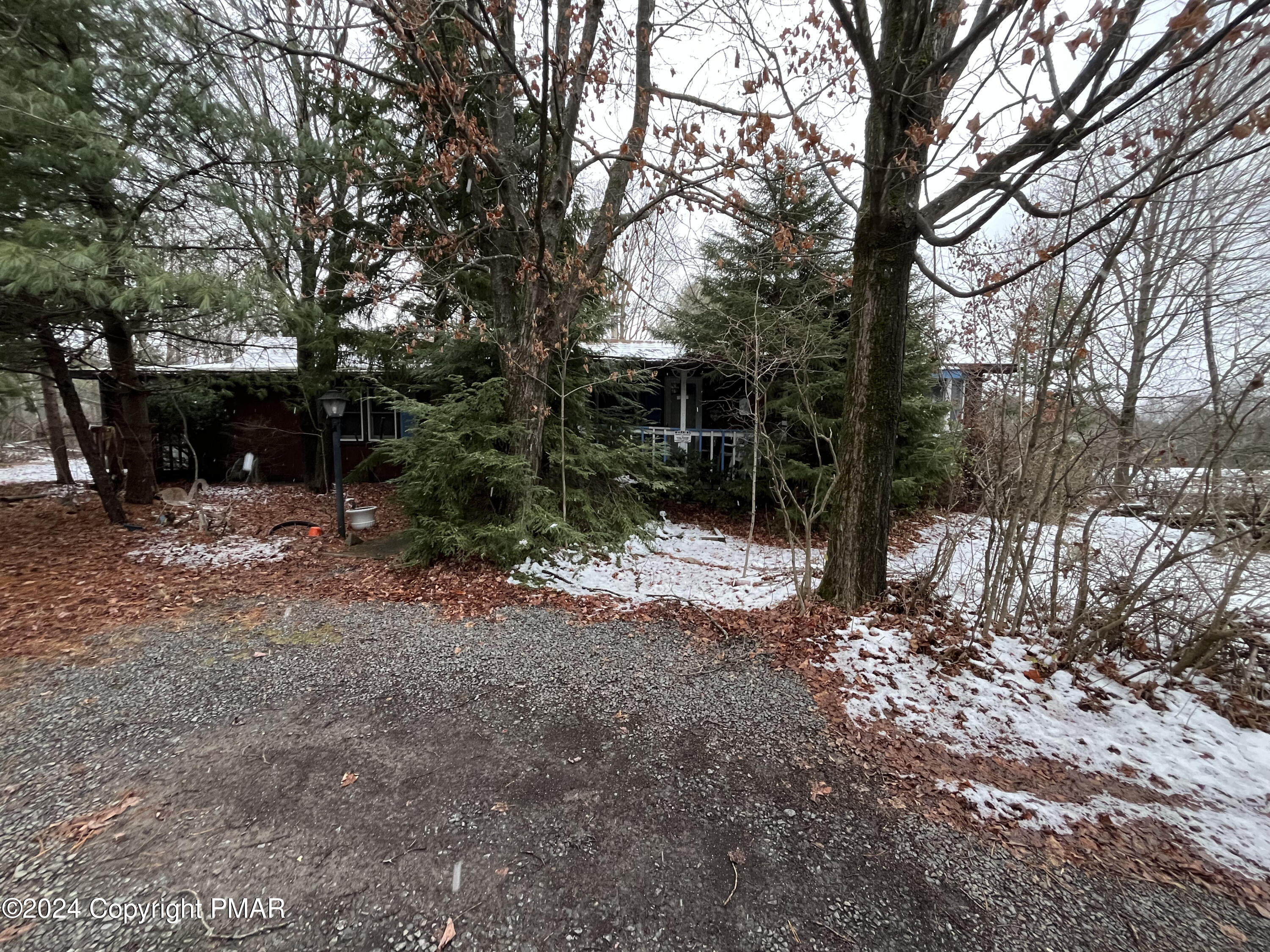 122 Snowflake Drive, Blakeslee, Pennsylvania image 1