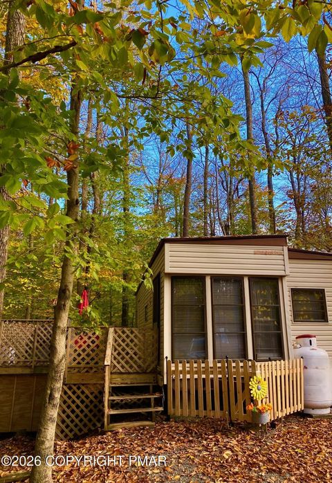 546 Dogwood Lane Moscow PA 18444