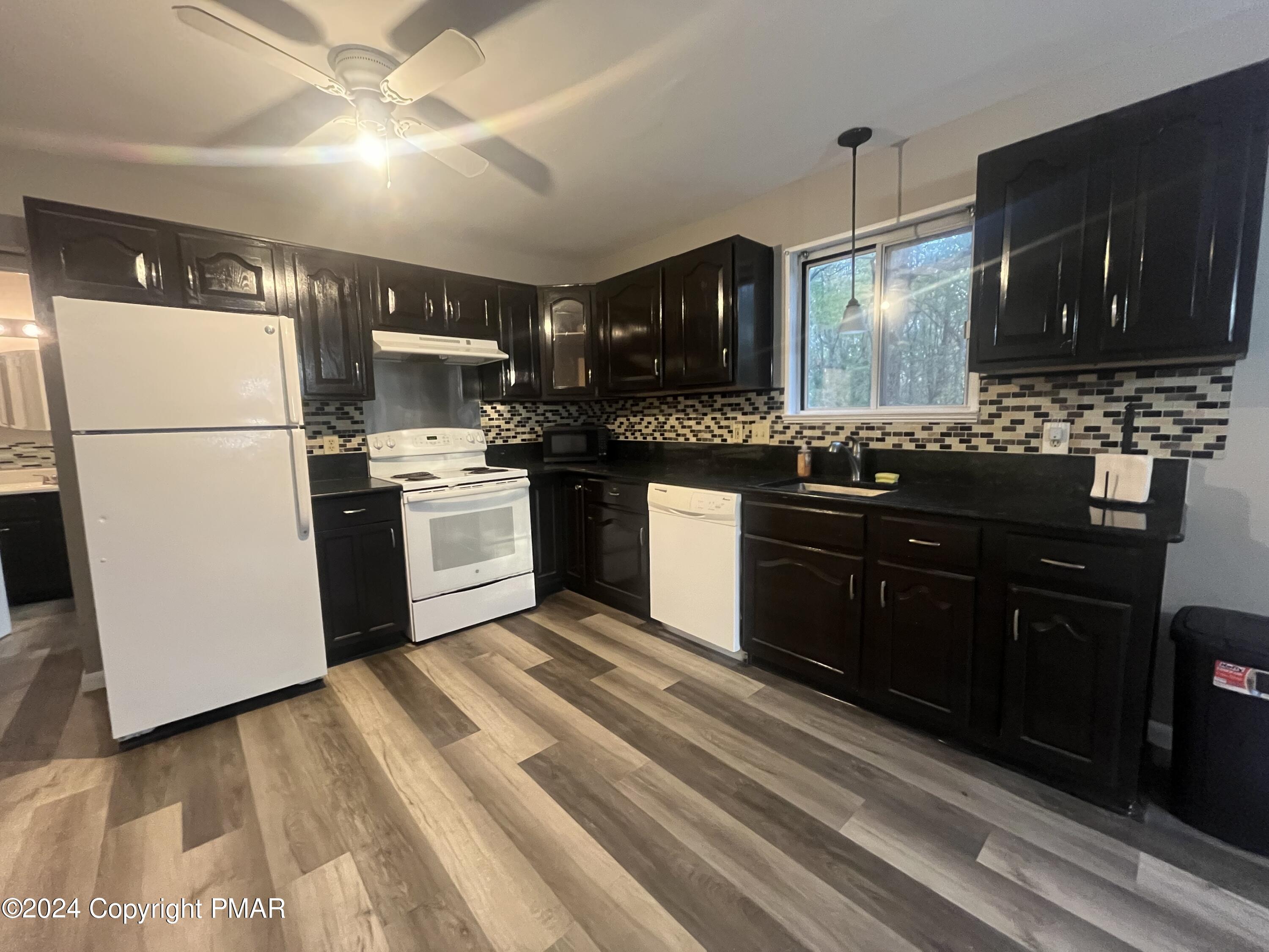 2108 Bear Court, Bushkill, Pennsylvania image 5