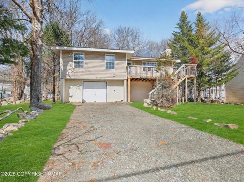 Homes For Sale - 7648 Rainbow Drive<br/> Tobyhanna, PA 18466