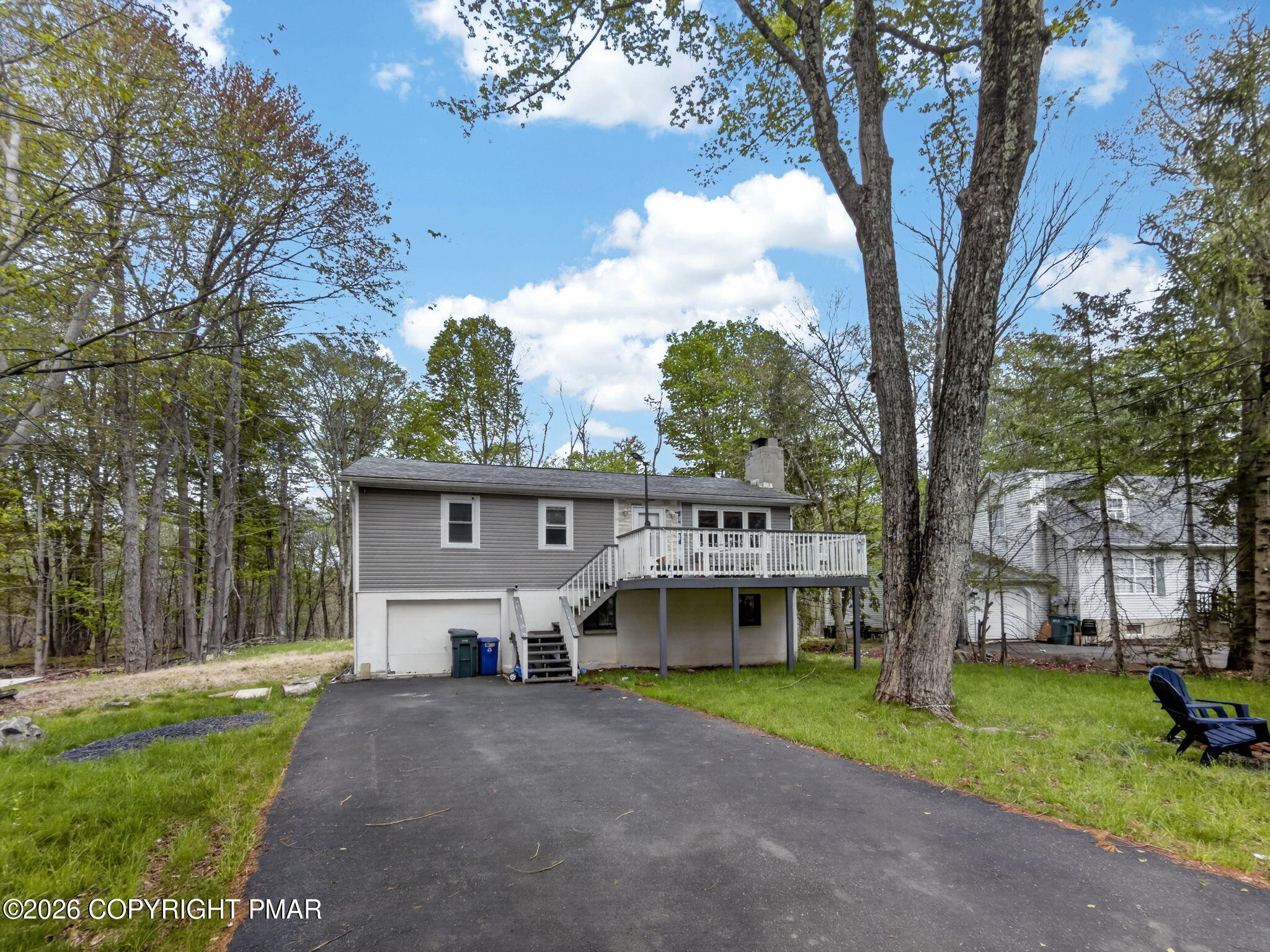 1292 Winding Way