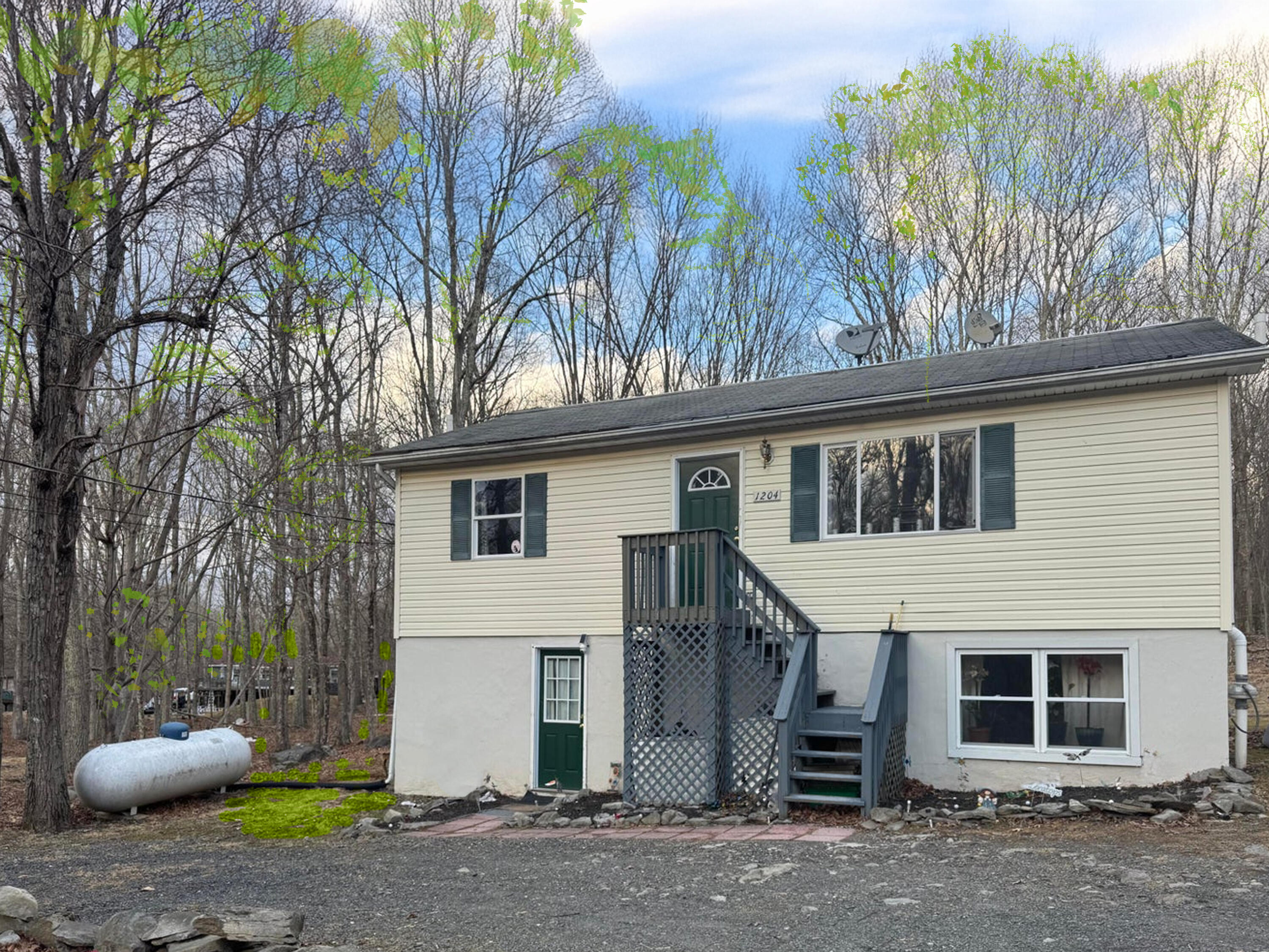 1204 Bear Drive, Bushkill, Pennsylvania image 1
